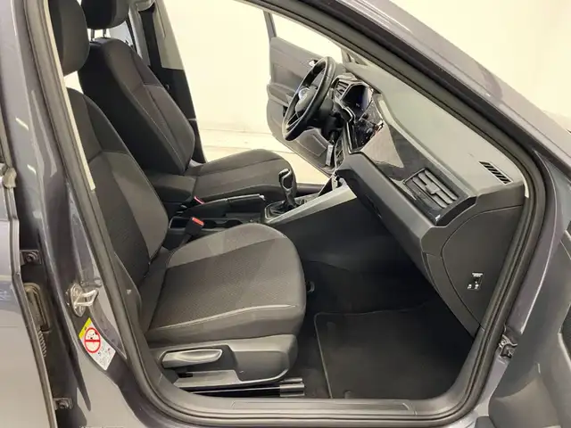 Volkswagen Taigo view 8