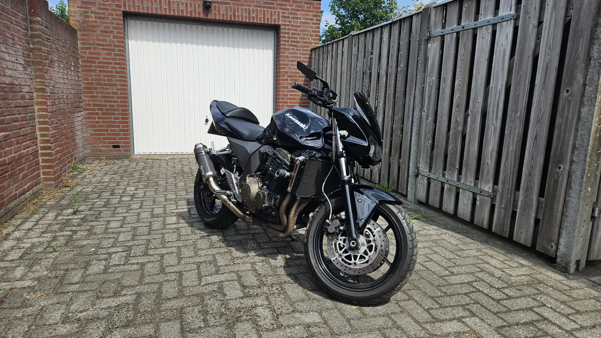 Kawasaki Z 750 Zwart - 1