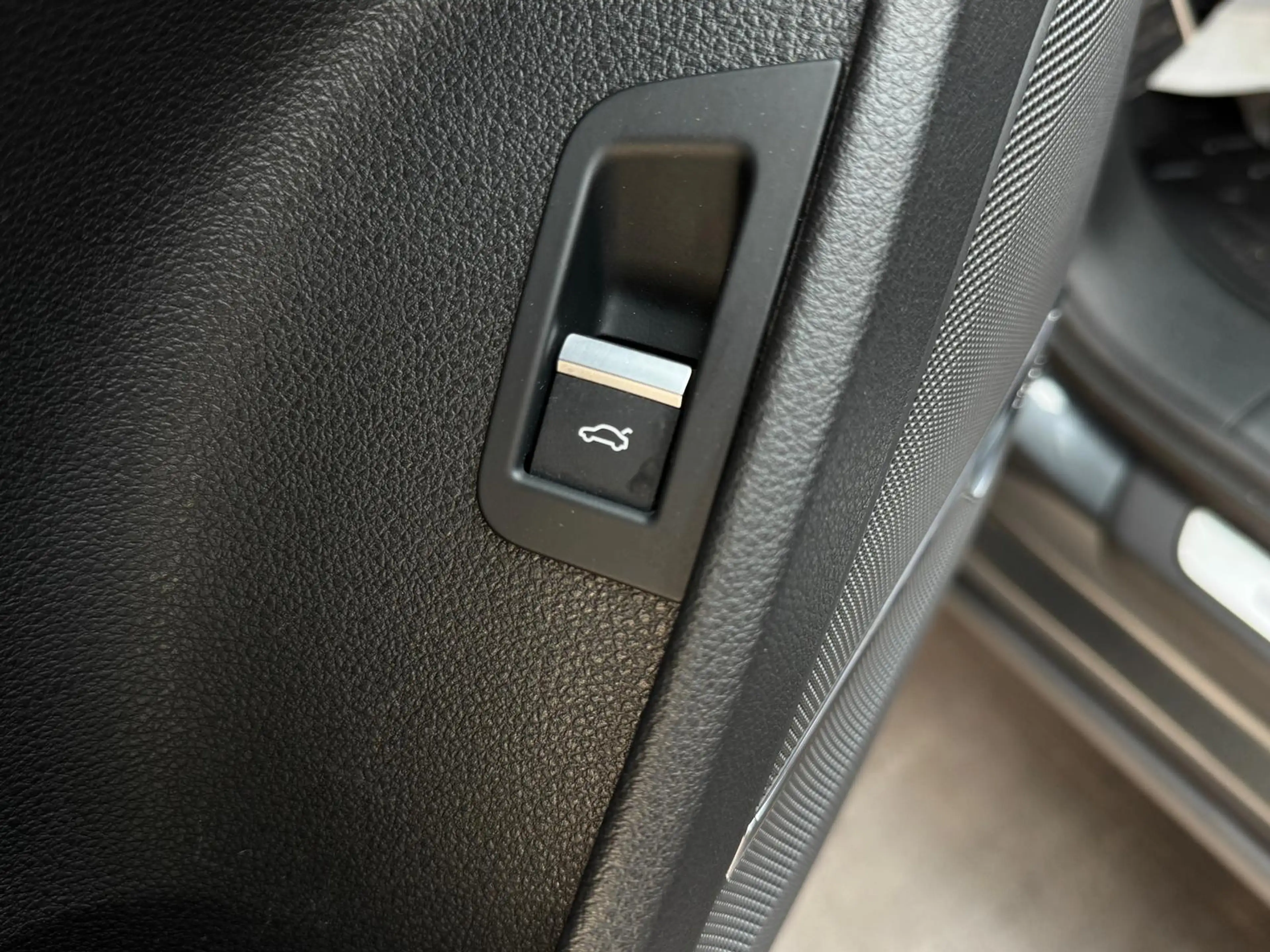 Audi SQ7 4.0 TDI quattro |KAM|PANO|ACC|BOSE|MATRIX| — photo 12