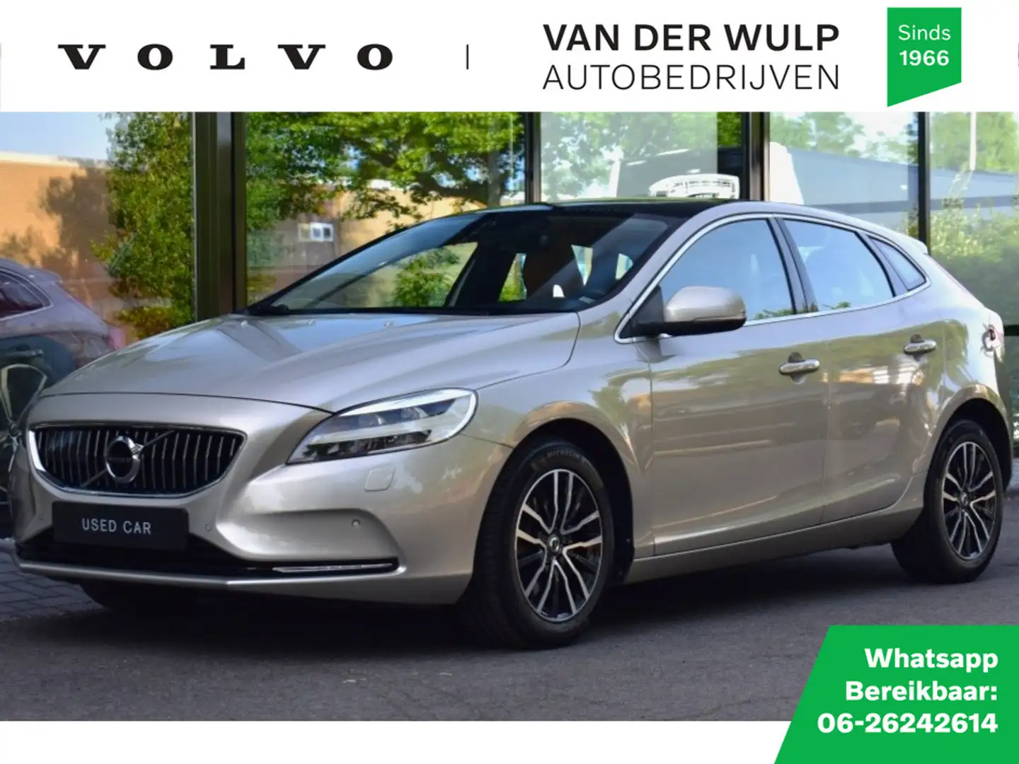 Volvo V40 T2 122pk Aut. Inscription | Camera | PanoDak | Led Braun - 1