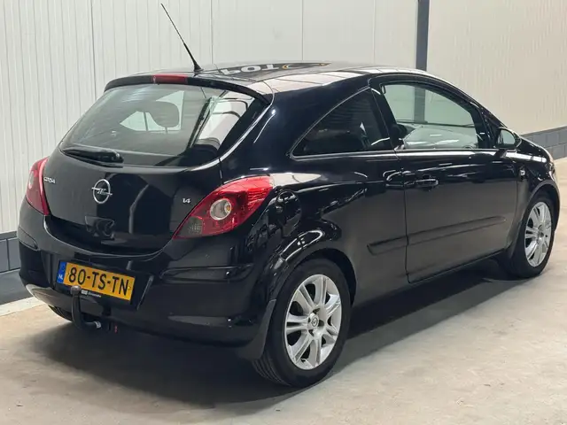 Opel Corsa view 5