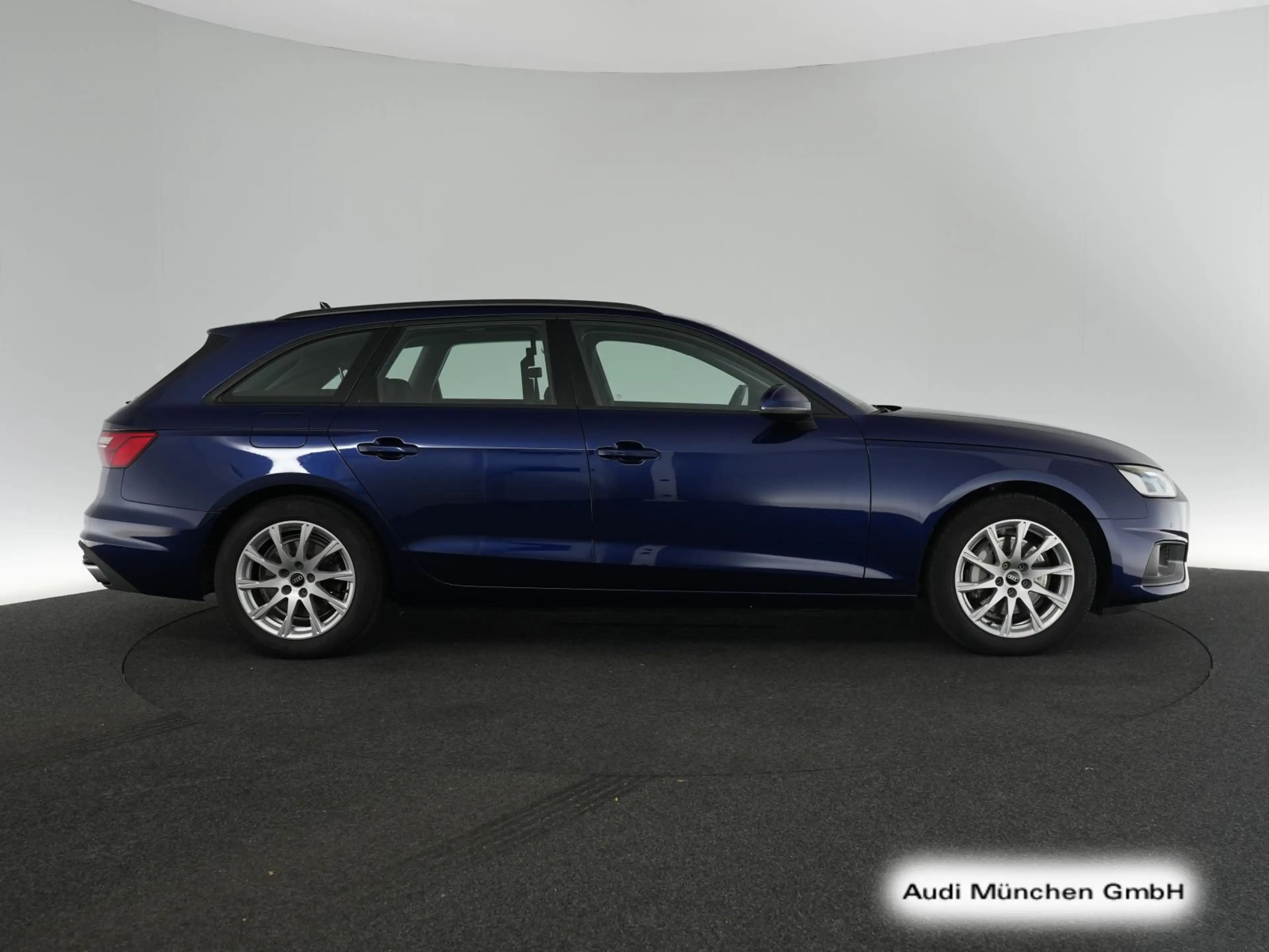Audi A4 40 TDI S tronic Navi+/SitzHzg — photo 7