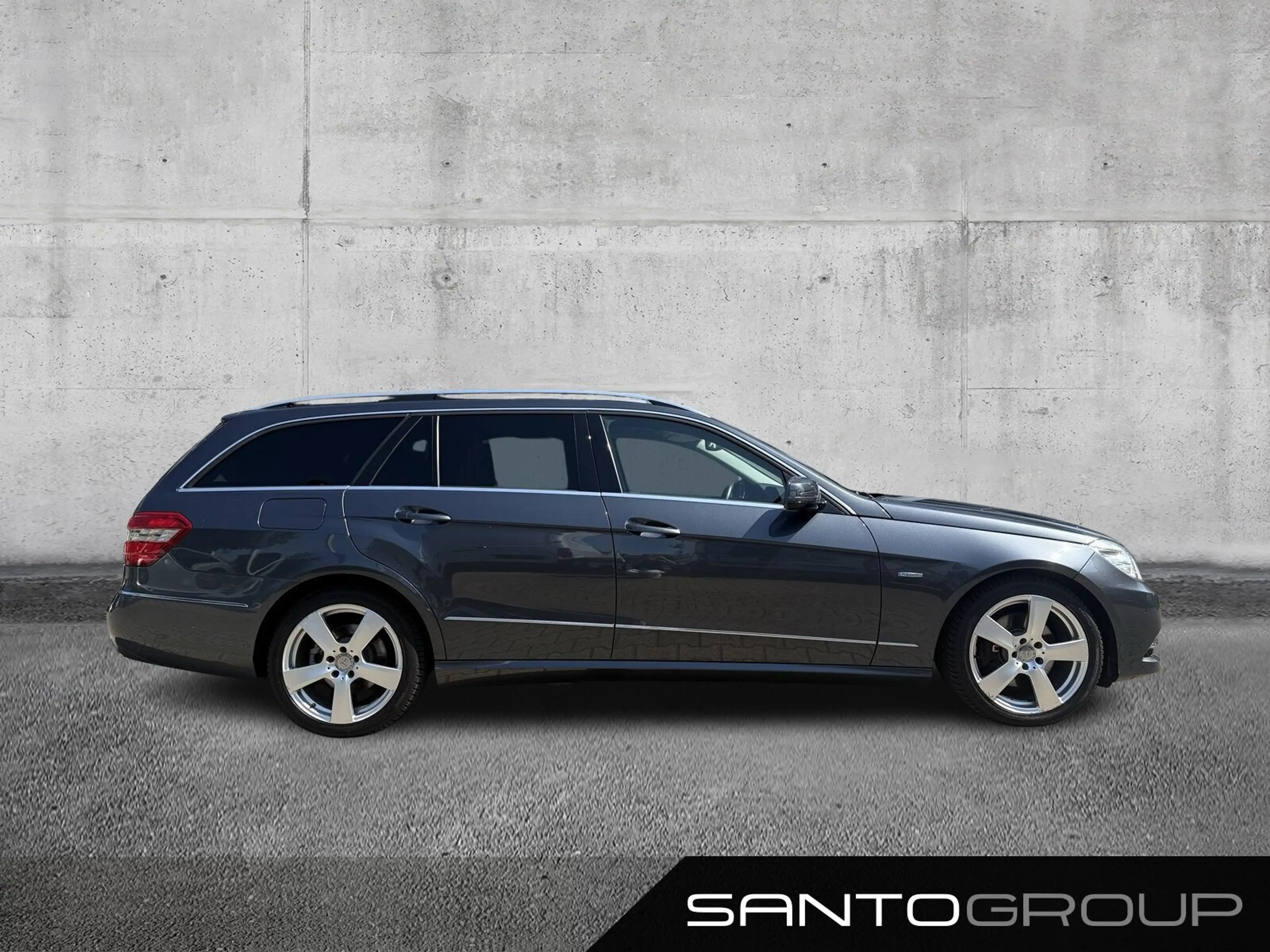 Mercedes-Benz E 250 E 250 BlueEFFICIENCY T-Modell Avantgarde/Klima — photo 3