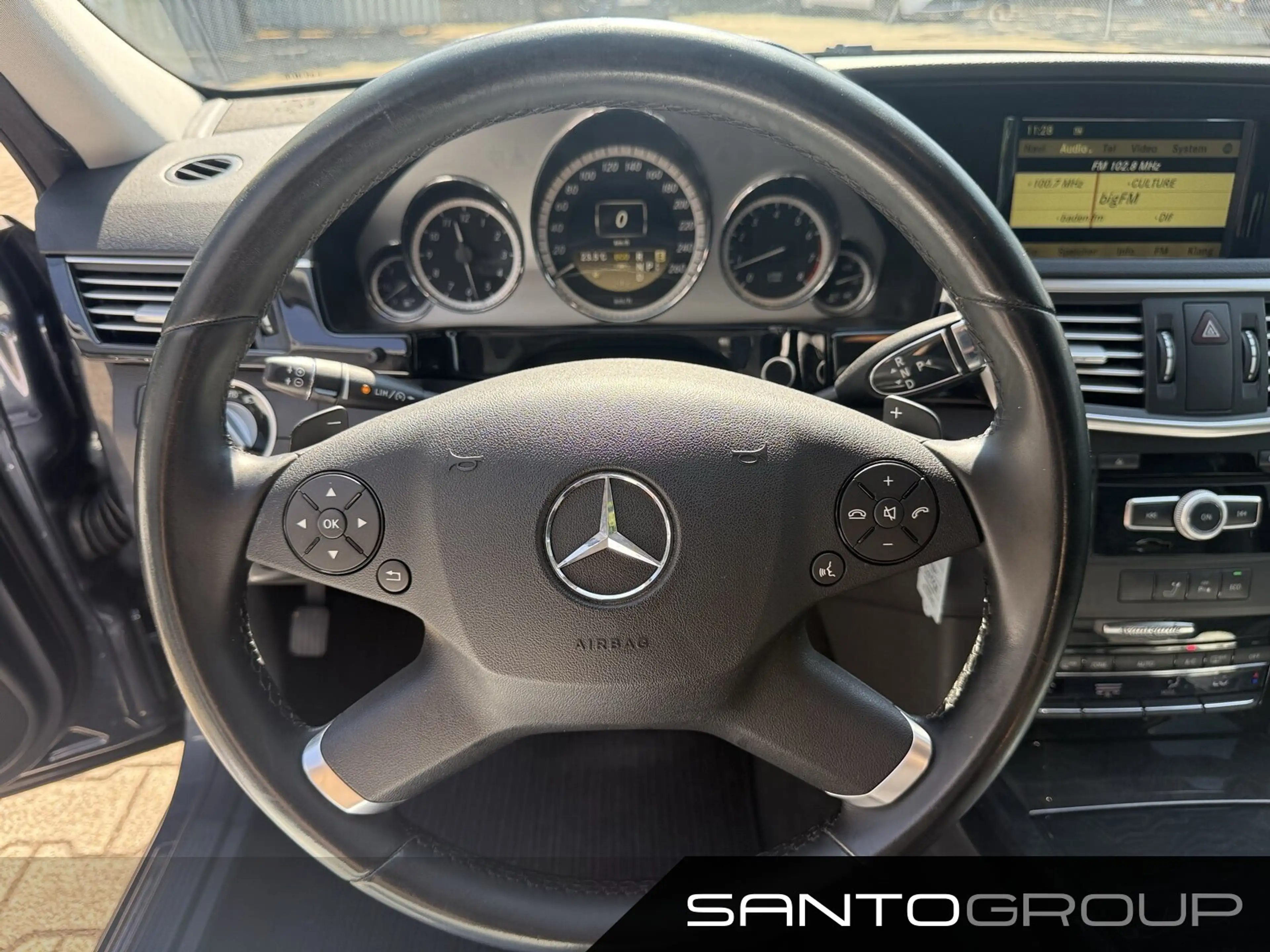 Mercedes-Benz E 250 E 250 BlueEFFICIENCY T-Modell Avantgarde/Klima — photo 13