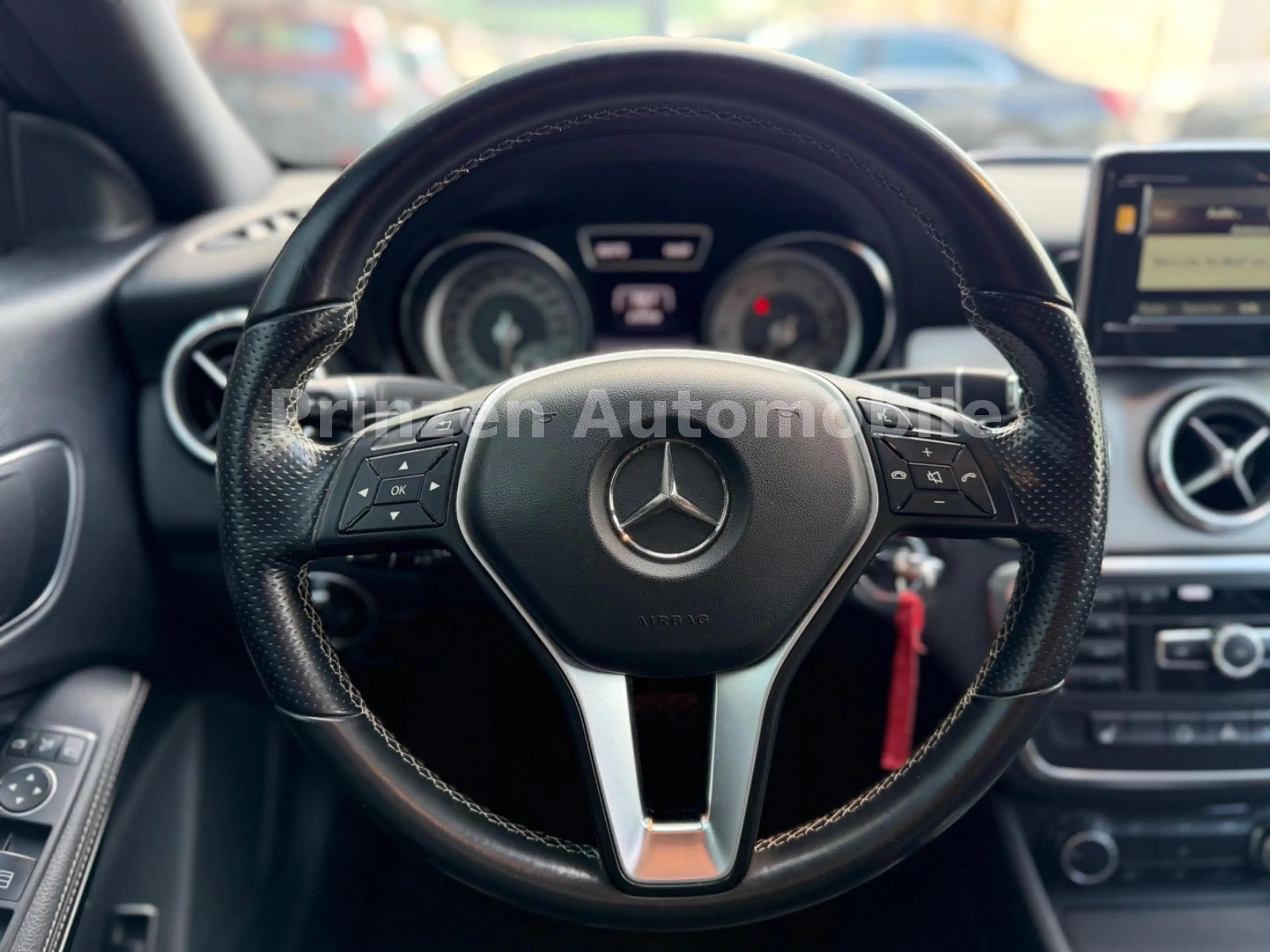 Mercedes-Benz CLA 220 CDI*AUT*XENON*AMBIENTE*AGILITY*COC — photo 13