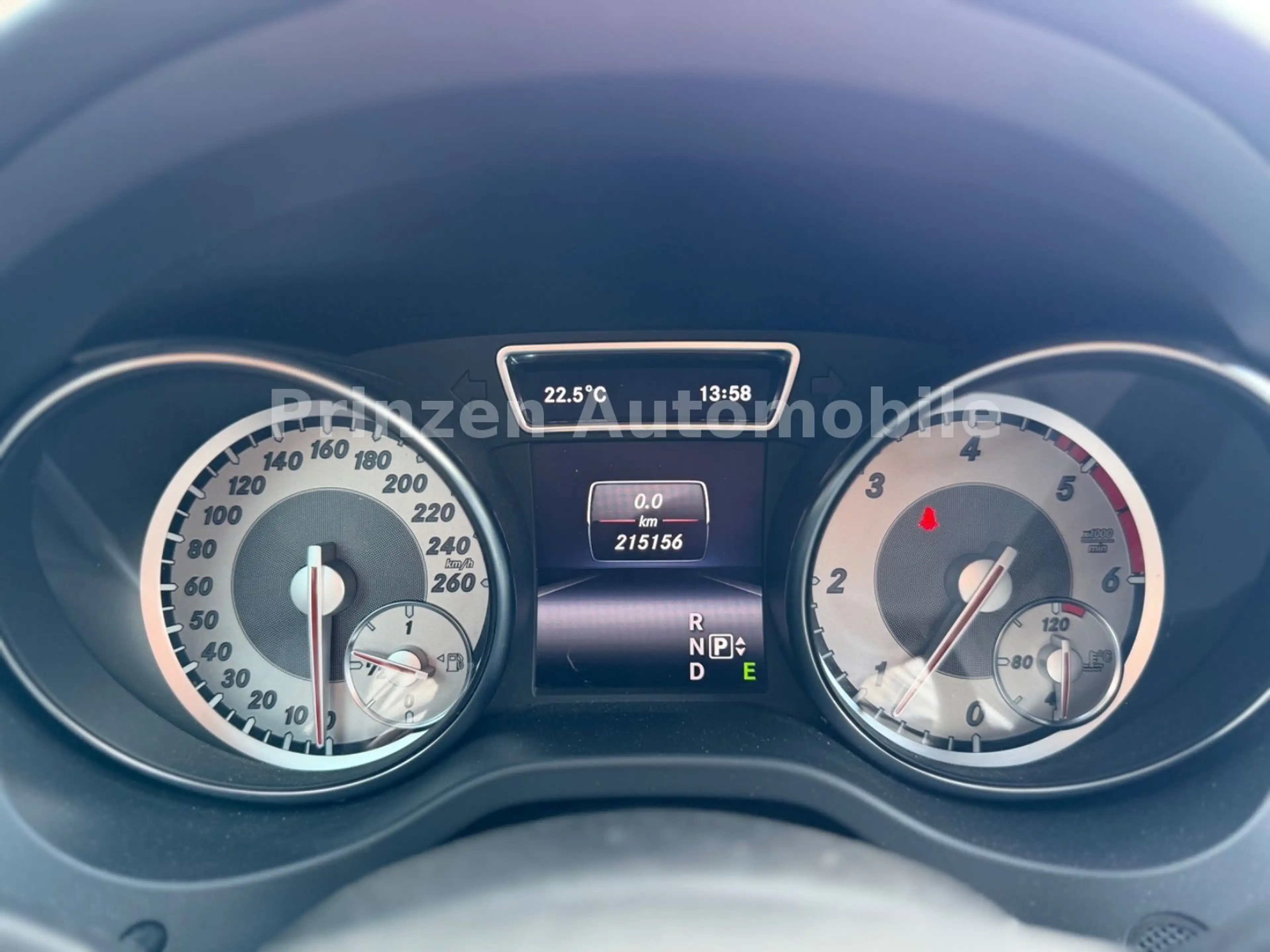 Mercedes-Benz CLA 220 CDI*AUT*XENON*AMBIENTE*AGILITY*COC — photo 14