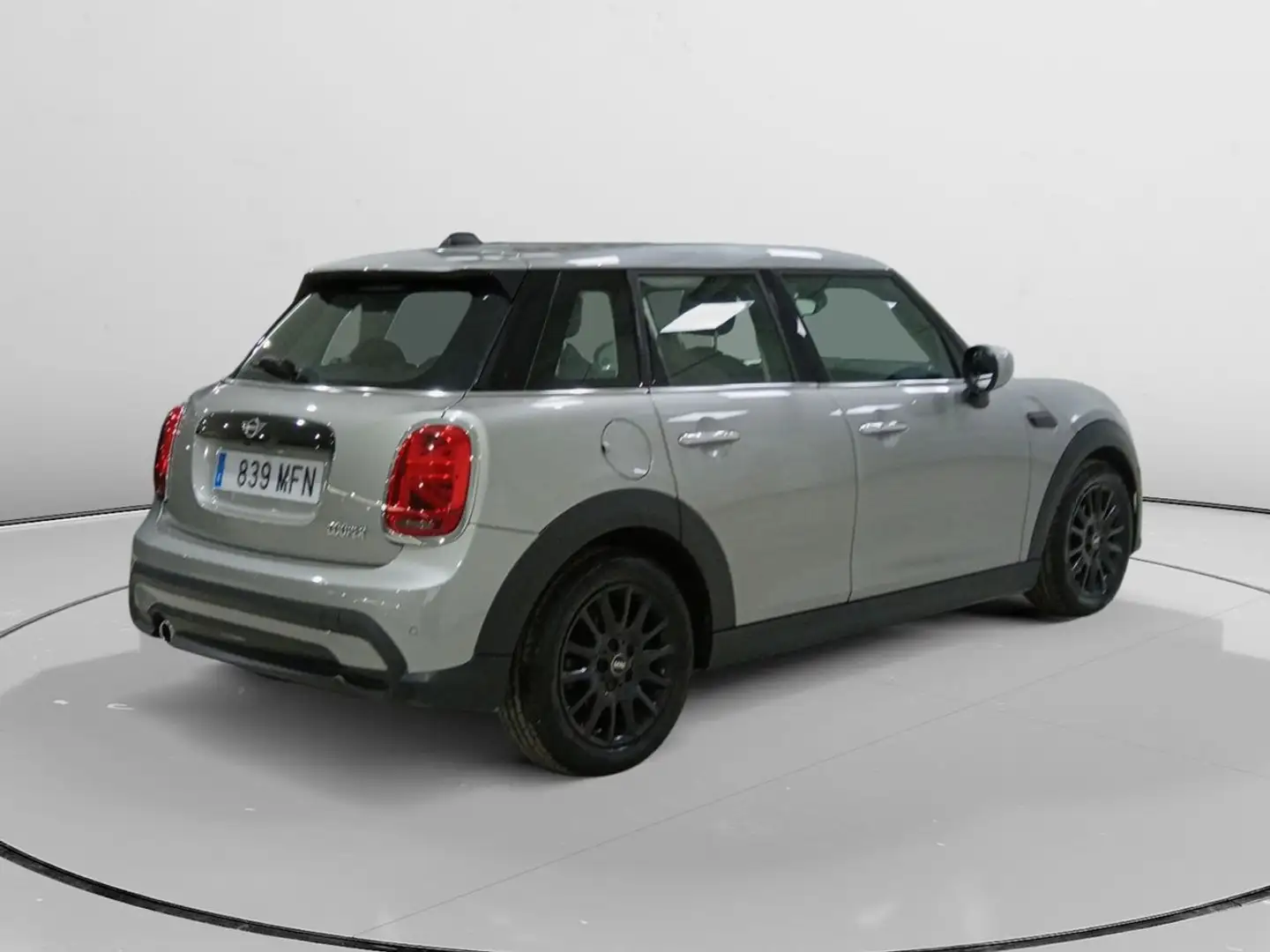 MINI Cooper Clubman Aut. Gris - 2