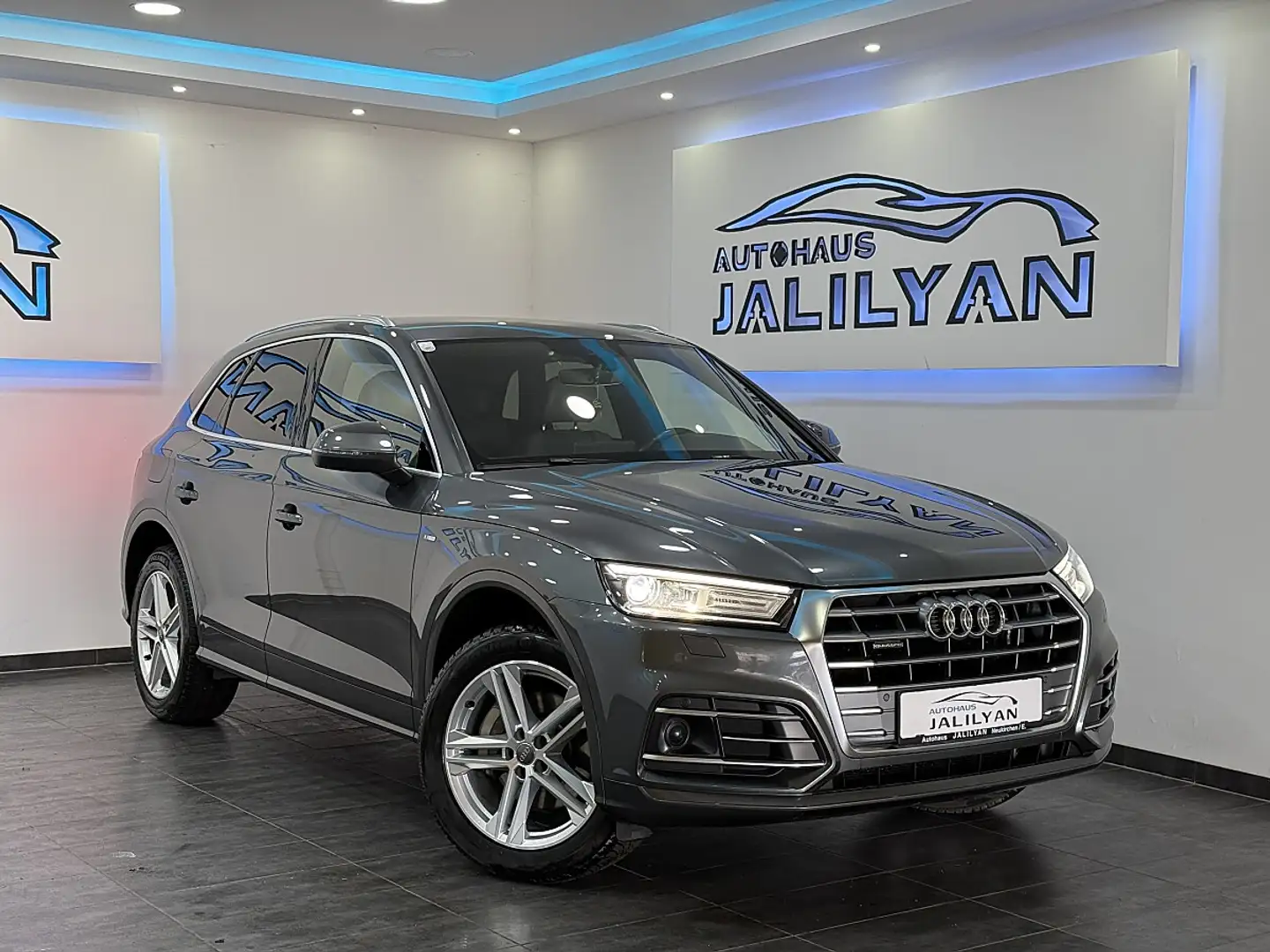 Audi Q5 2,0 TDI quattro 3xS-LINE,AHK,ACC,VIRTUAL,LED,SH... Grau - 1