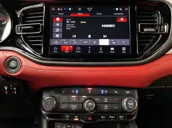 Dodge Durango 2022 — фото 24