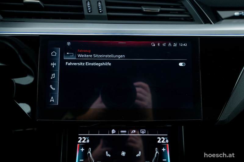 Audi Q8 e-tron e-tron SB 50 quattro 2xS-LINE BLACK MATRIX -50% — photo 14