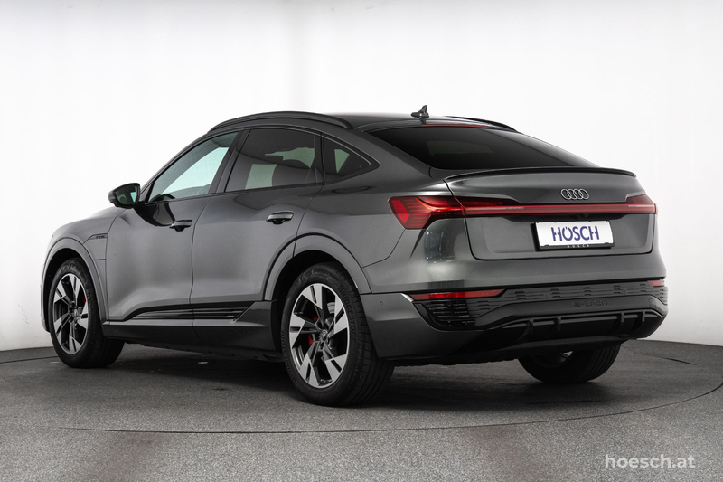 Audi Q8 e-tron e-tron SB 50 quattro 2xS-LINE BLACK MATRIX -50% — photo 4