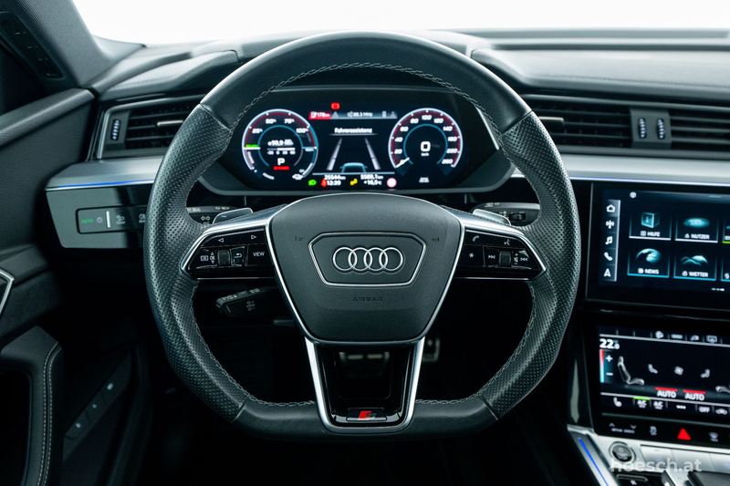 Audi Q8 e-tron e-tron SB 50 quattro 2xS-LINE BLACK MATRIX -50% — photo 6