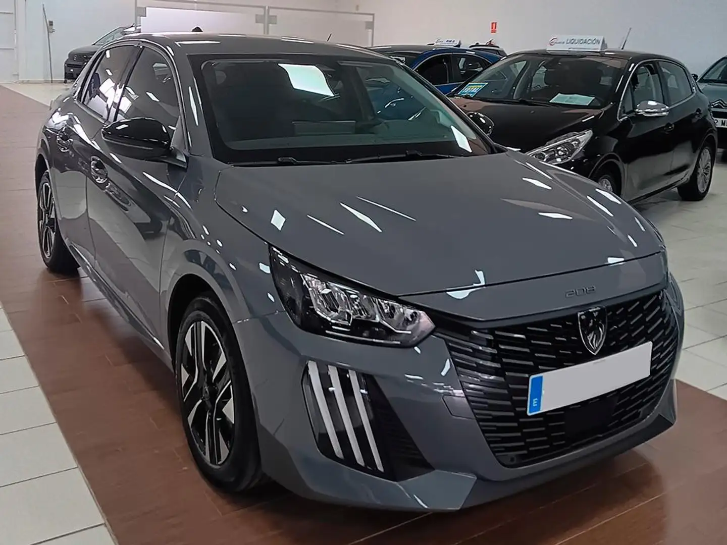 Peugeot 208 1.2 Hybrid Allure e-DCS6 110 Gris - 1