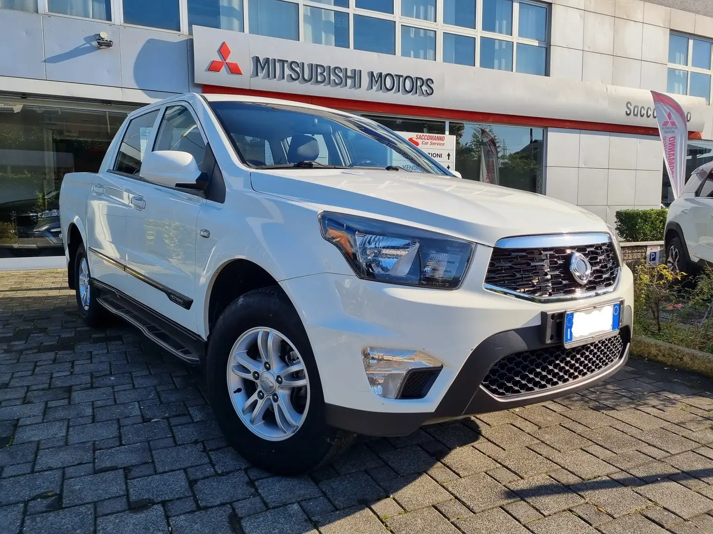 SsangYong Actyon ACTYON SPORTS 2.2 A220S 4WD Білий - 1