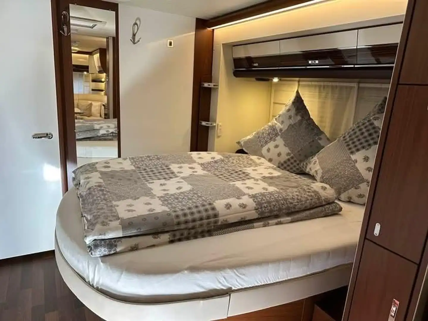 Caravans-Wohnm Tabbert Cellini 750 HTD Slide Out - 2