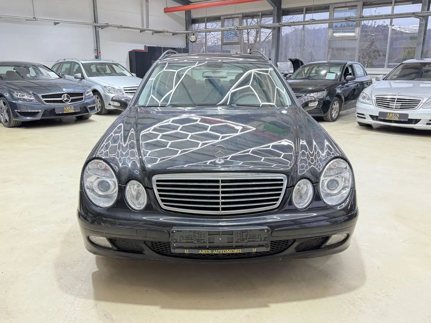 Mercedes-Benz E 220 E T-Modell E 220 T CDI Schwarz - 2