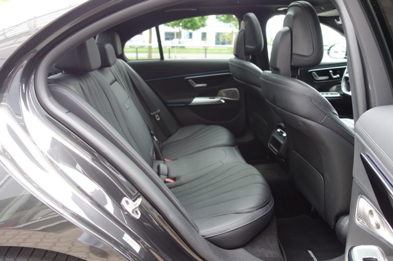 Mercedes-Benz E 450 d 4Mat AMG LINE BURMESTER/PANO/360°/MBUX — photo 8