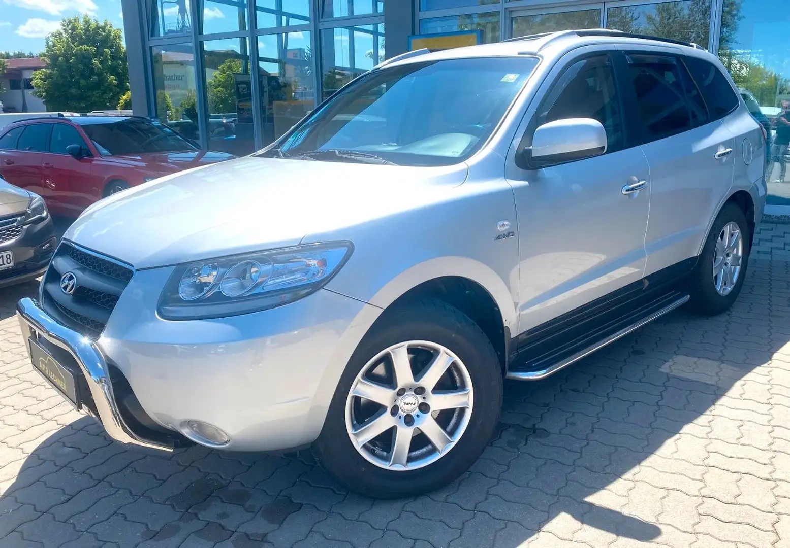 Hyundai SANTA FE 2.2 CRDi GLS*AT*AHK*LEDER*SHZ*EXPORT* Argent - 1