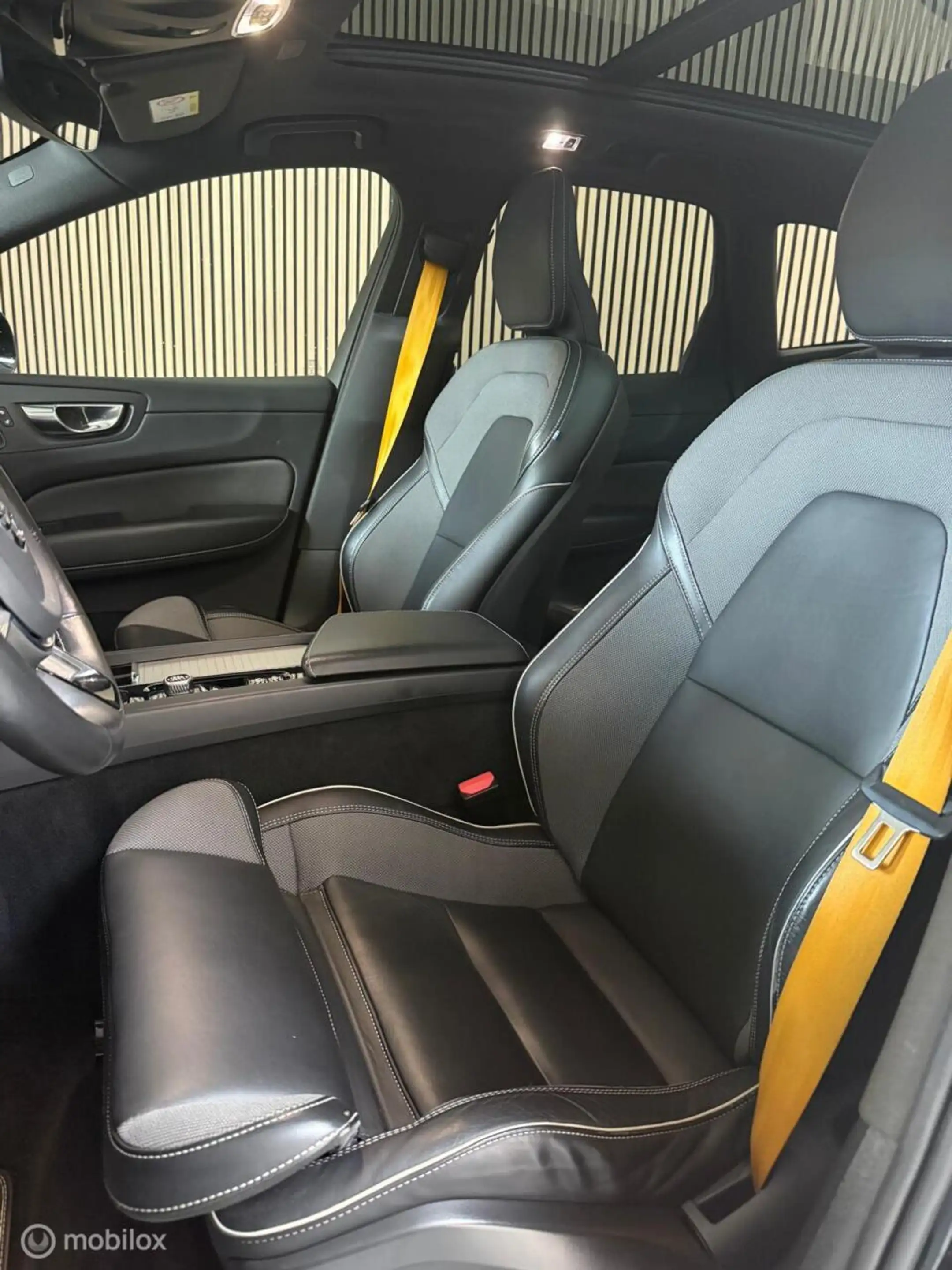 Volvo XC60 2.0 T8 Twin Engine AWD Polestar Engineered — photo 13
