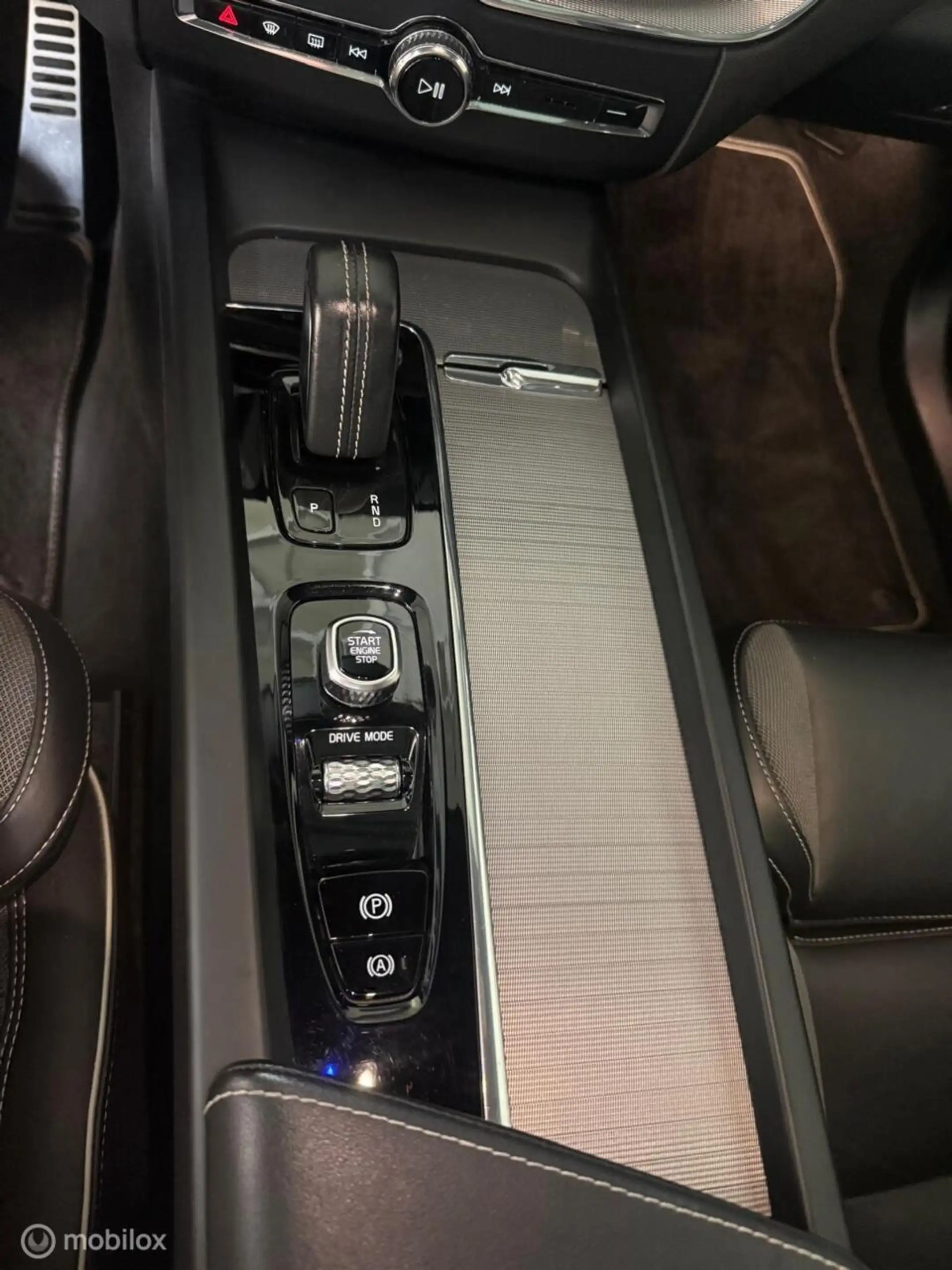Volvo XC60 2.0 T8 Twin Engine AWD Polestar Engineered — photo 10