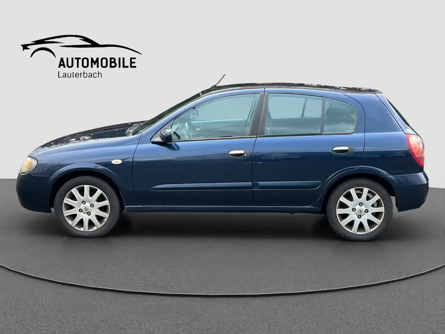 Nissan Almera 2.2 dCi acenta plus 82kW AHK Blau - 2