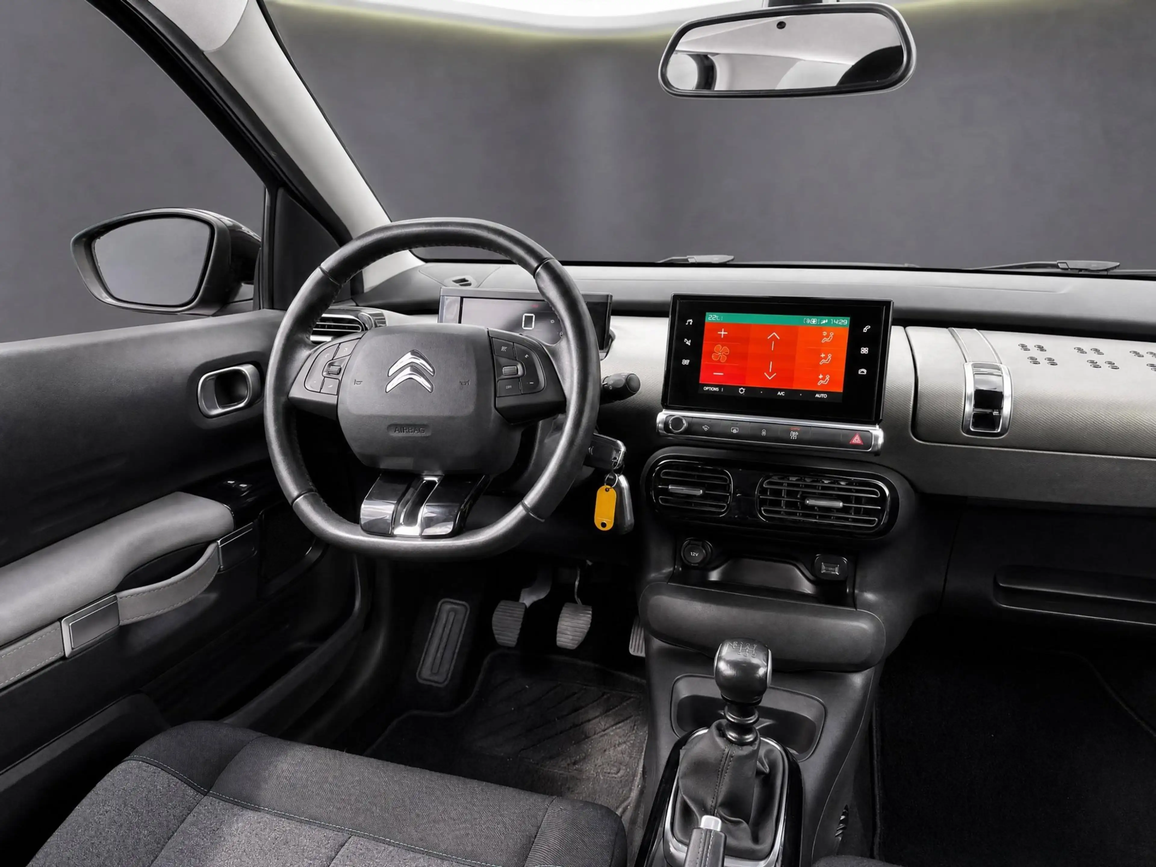 Citroen C4 Cactus 1.2 PureTech Feel met Climate !!! Navigatie !!! Cr — photo 13