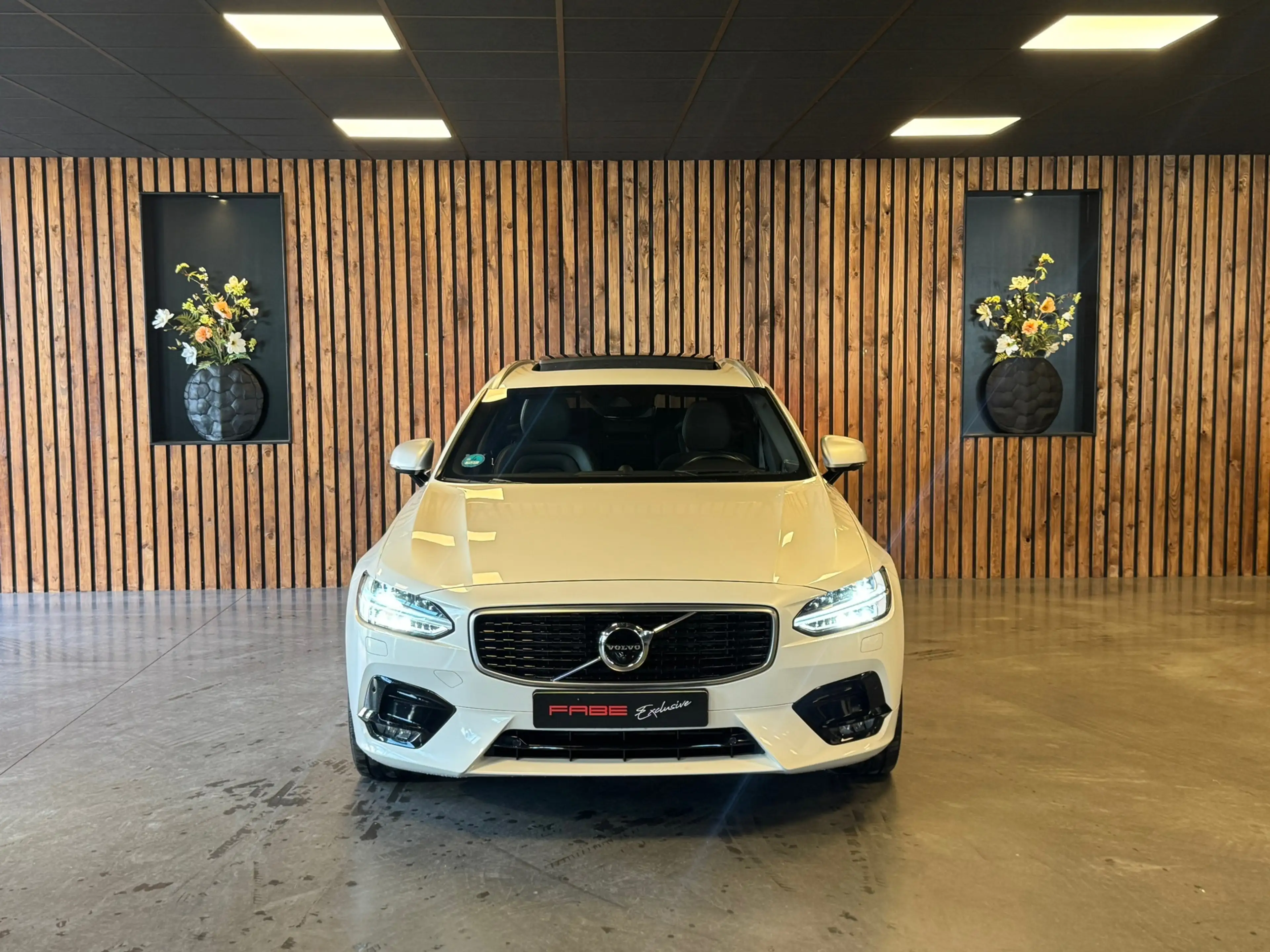 Volvo V90 T6 Polestar l 360 camera l HUD l Luchtvering l Bow — photo 6