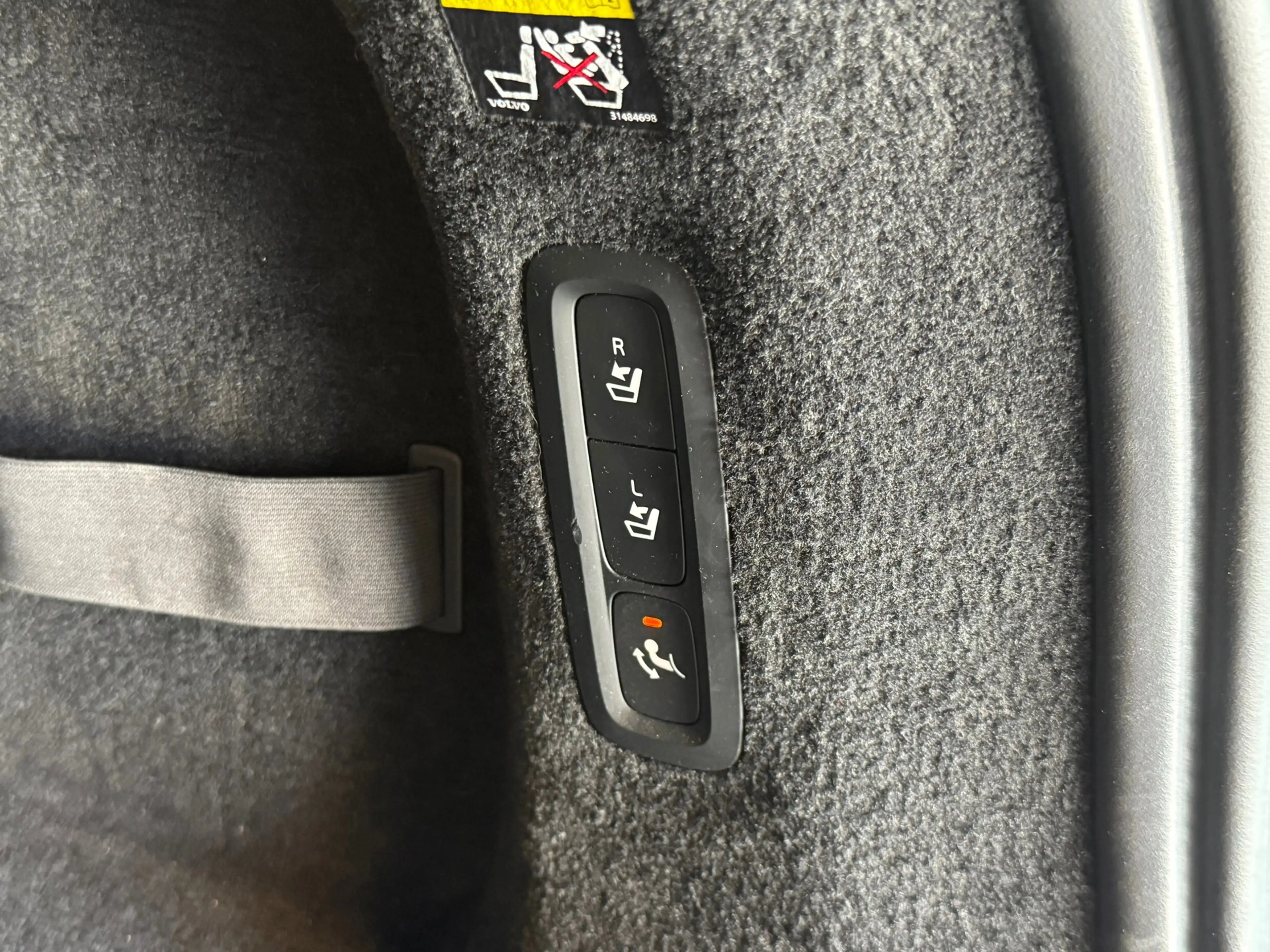 Volvo V90 T6 Polestar l 360 camera l HUD l Luchtvering l Bow — photo 12