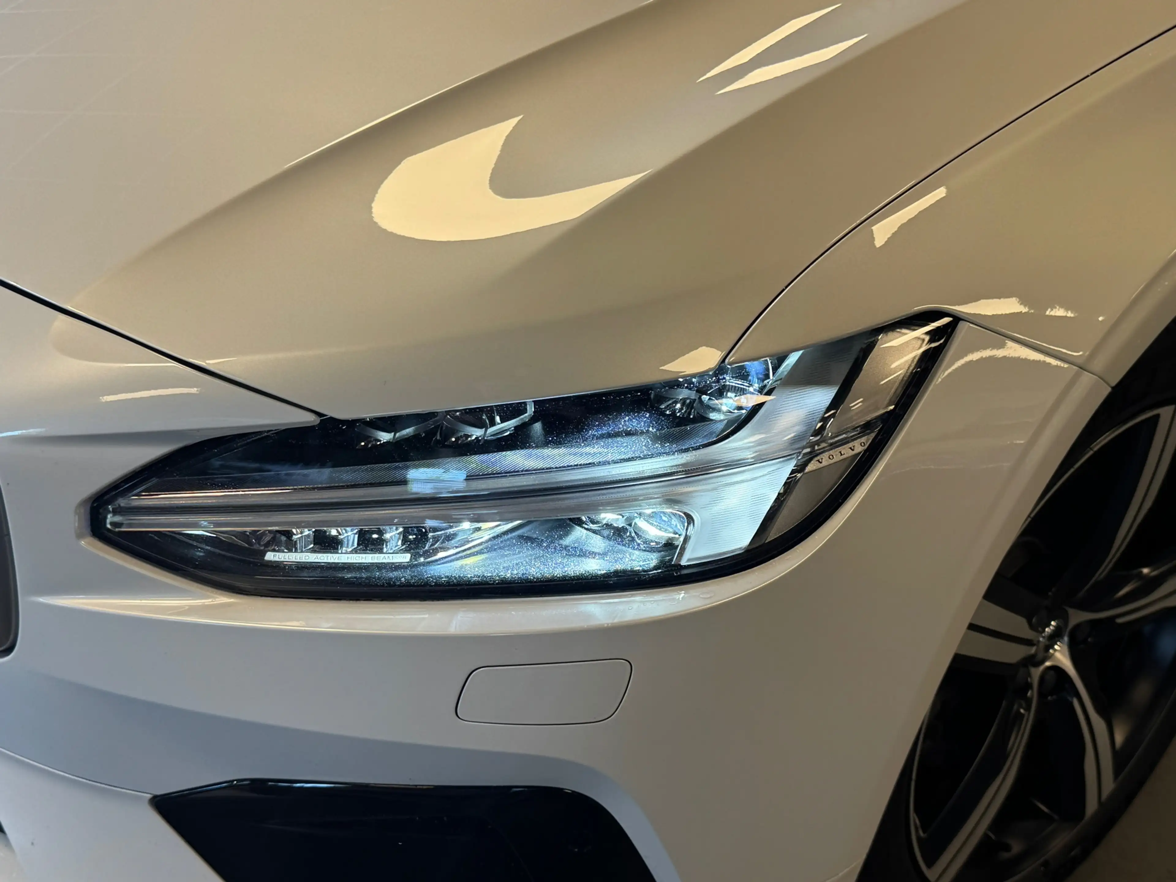 Volvo V90 T6 Polestar l 360 camera l HUD l Luchtvering l Bow — photo 14