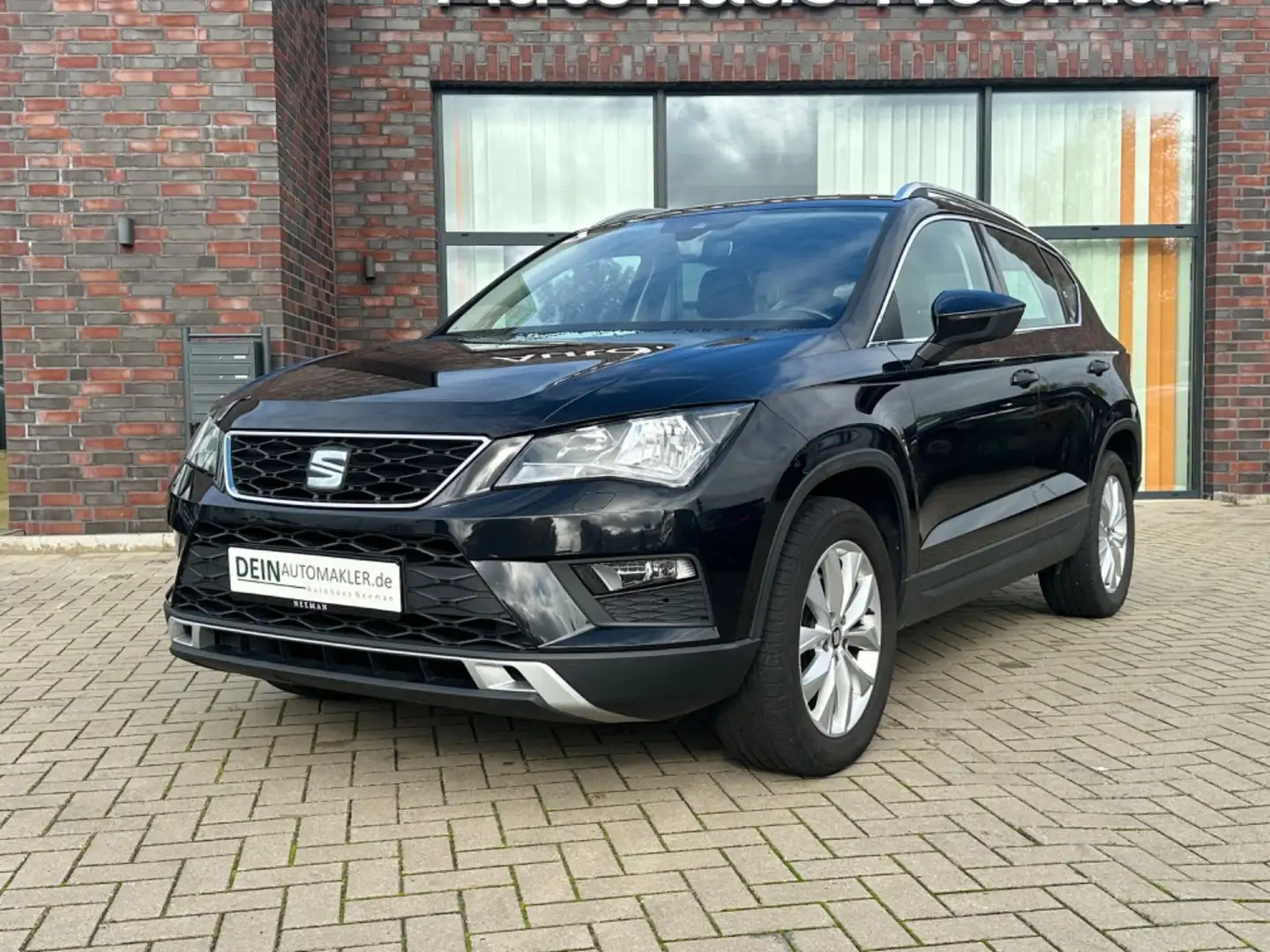 SEAT Ateca Style 4Drive *AHK*LEDER*Navi* Schwarz - 1