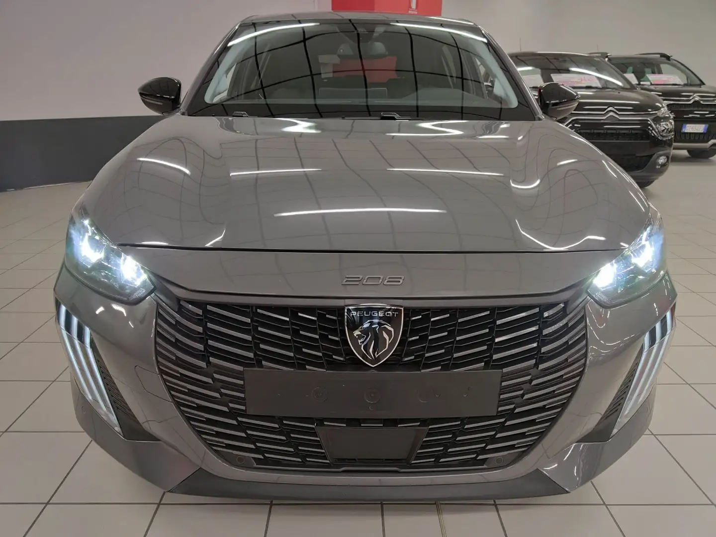Peugeot 208 1.2 100cv 5p Allure + Car Play "SUPER PROMO" Gris - 2