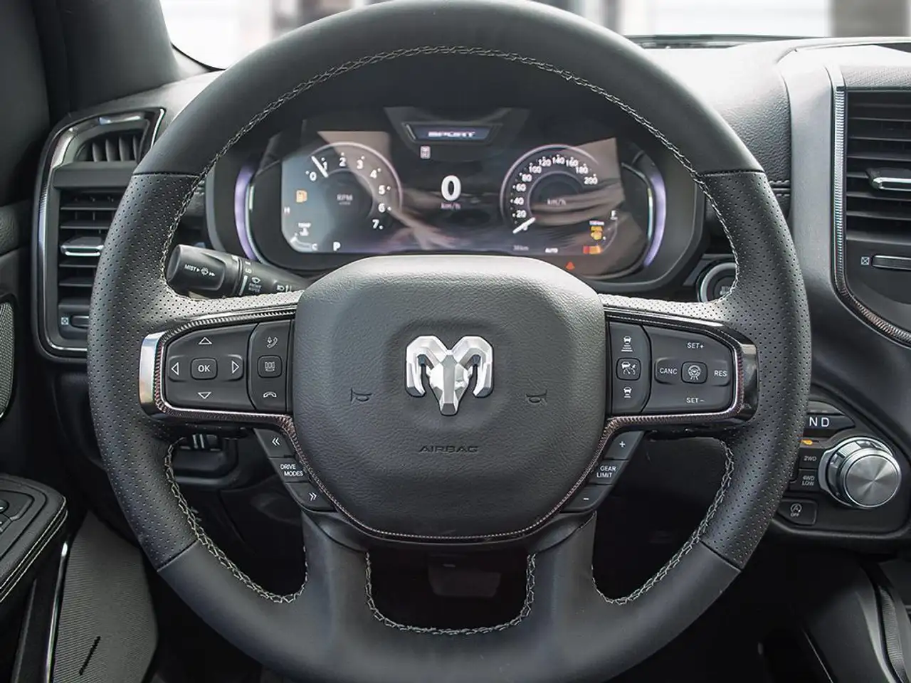 RAM 1500 снимка RAM 1500