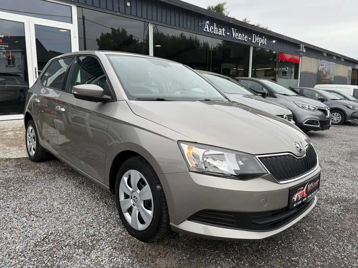 Skoda Fabia 1.0 TSI Ambition *GARANTIE 2 ANS* 1 PROPRIETAIRE Gris - 2