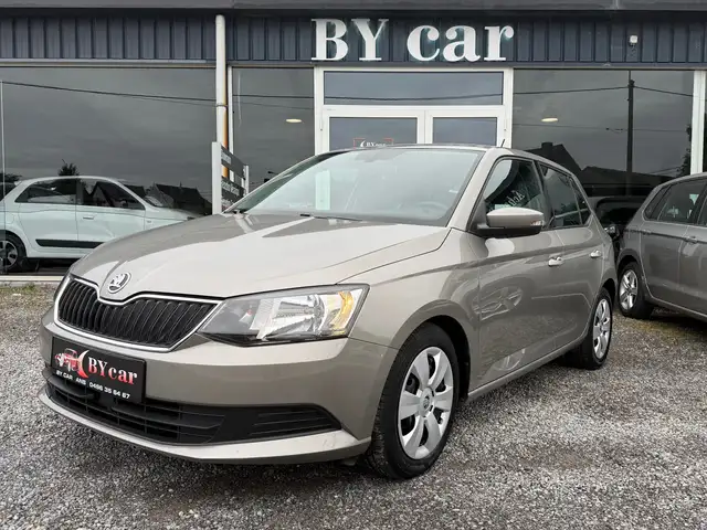 Skoda Fabia 1.0 TSI Ambition *GARANTIE 2 ANS* 1 PROPRIETAIRE
