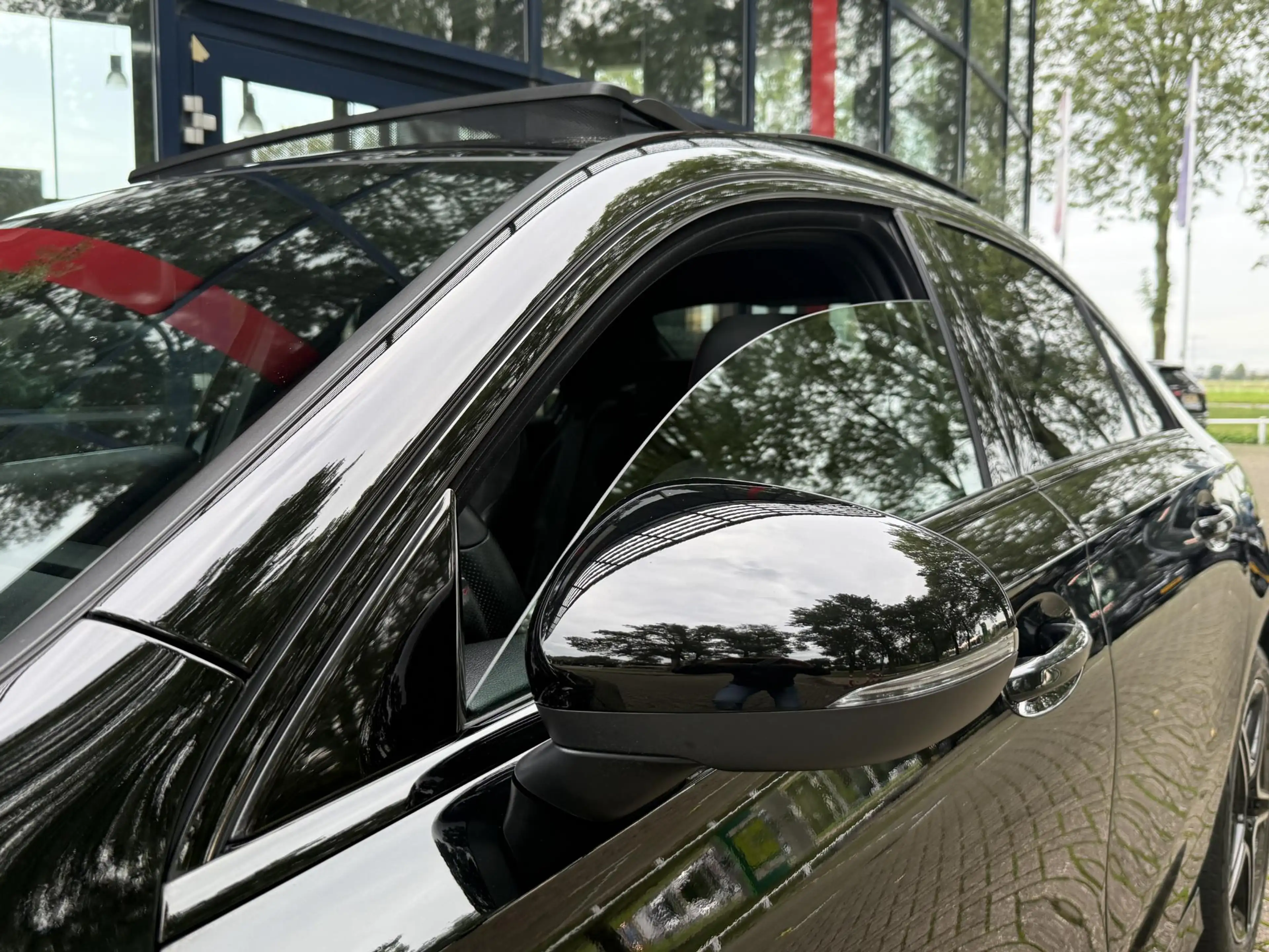 Mercedes-Benz A 250 e Business Solution AMG Limited | Panoramadak | Sf — photo 8