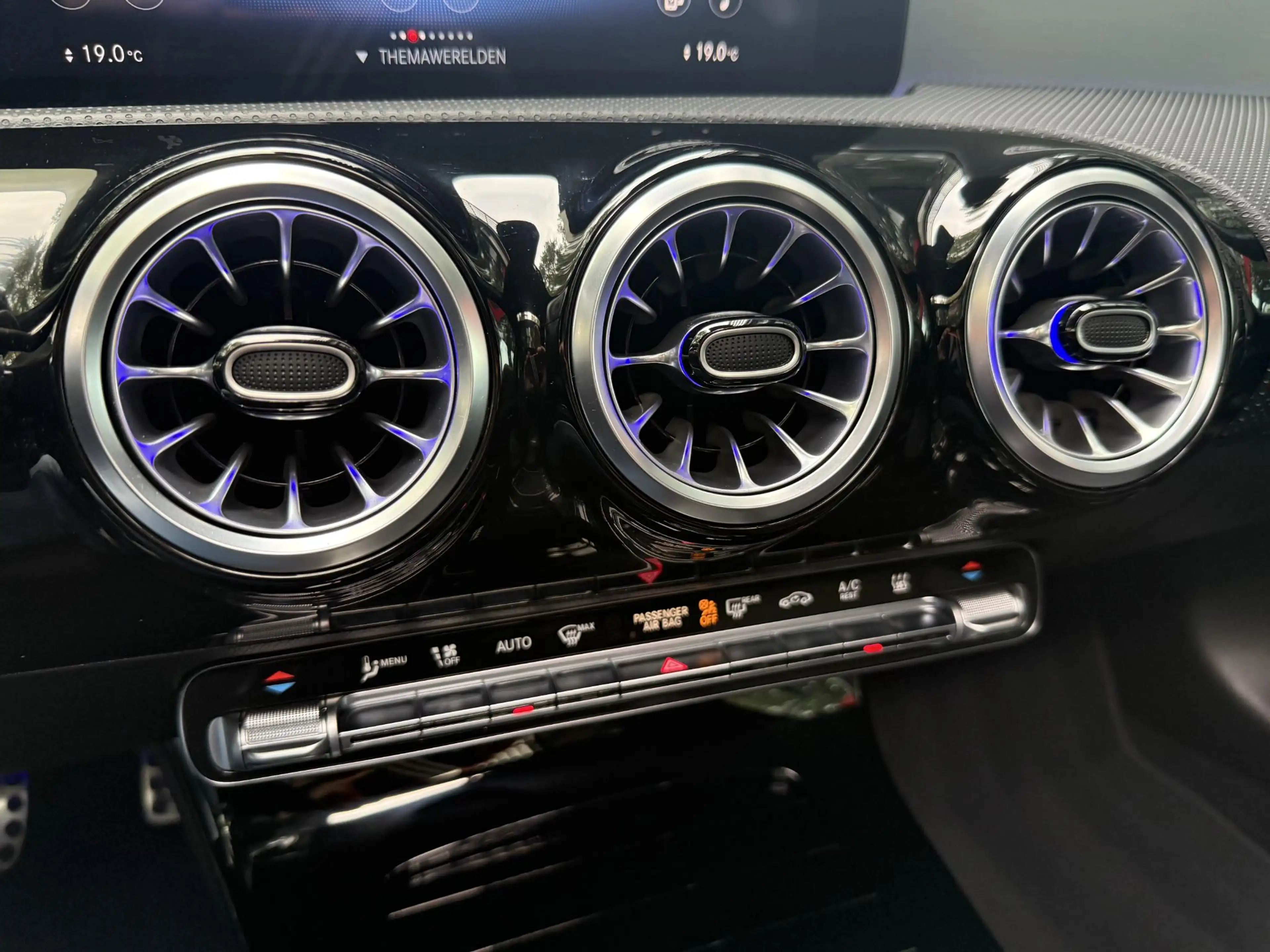 Mercedes-Benz A 250 e Business Solution AMG Limited | Panoramadak | Sf — photo 27