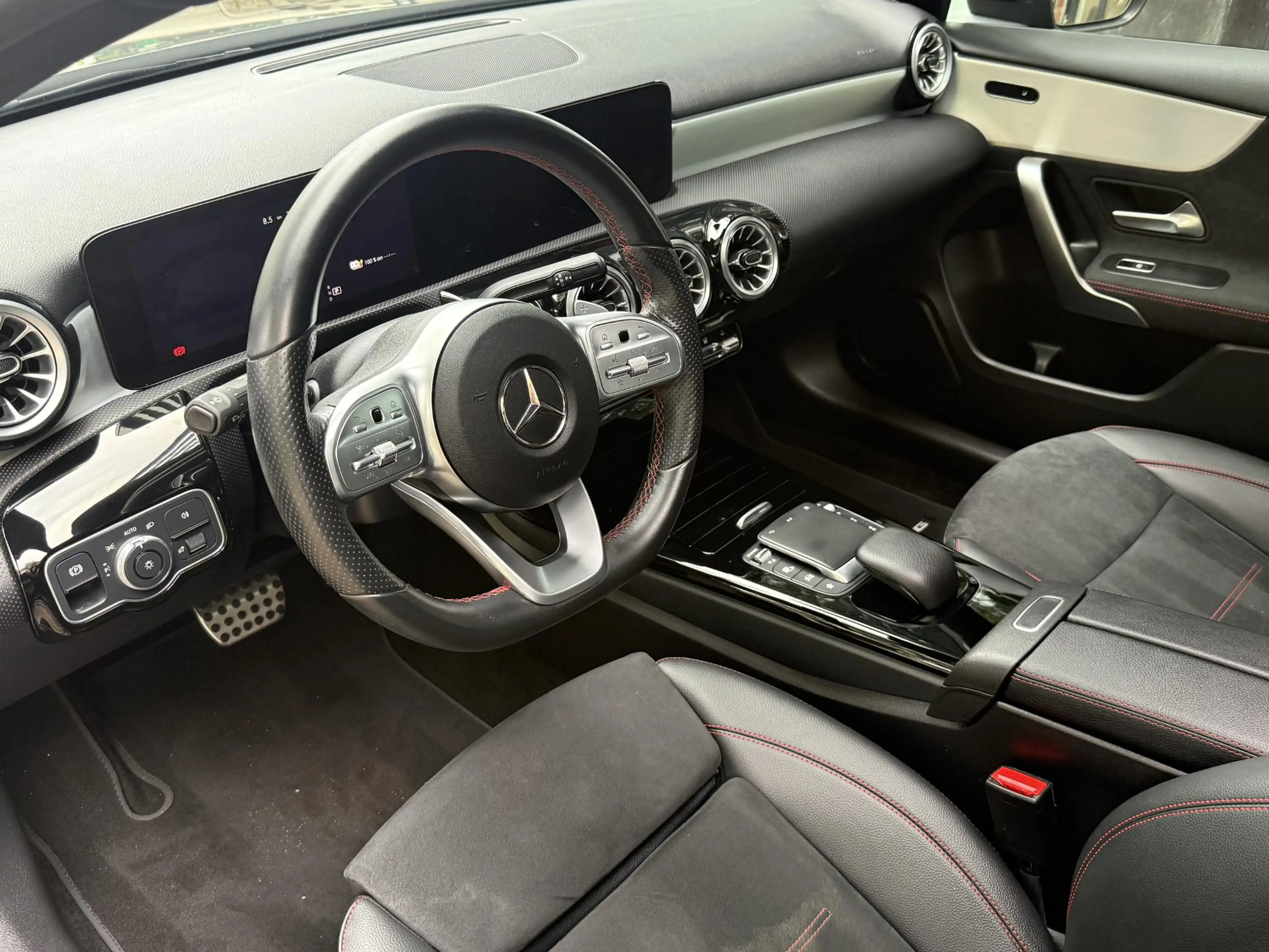 Mercedes-Benz A 250 e Business Solution AMG Limited | Panoramadak | Sf — photo 12