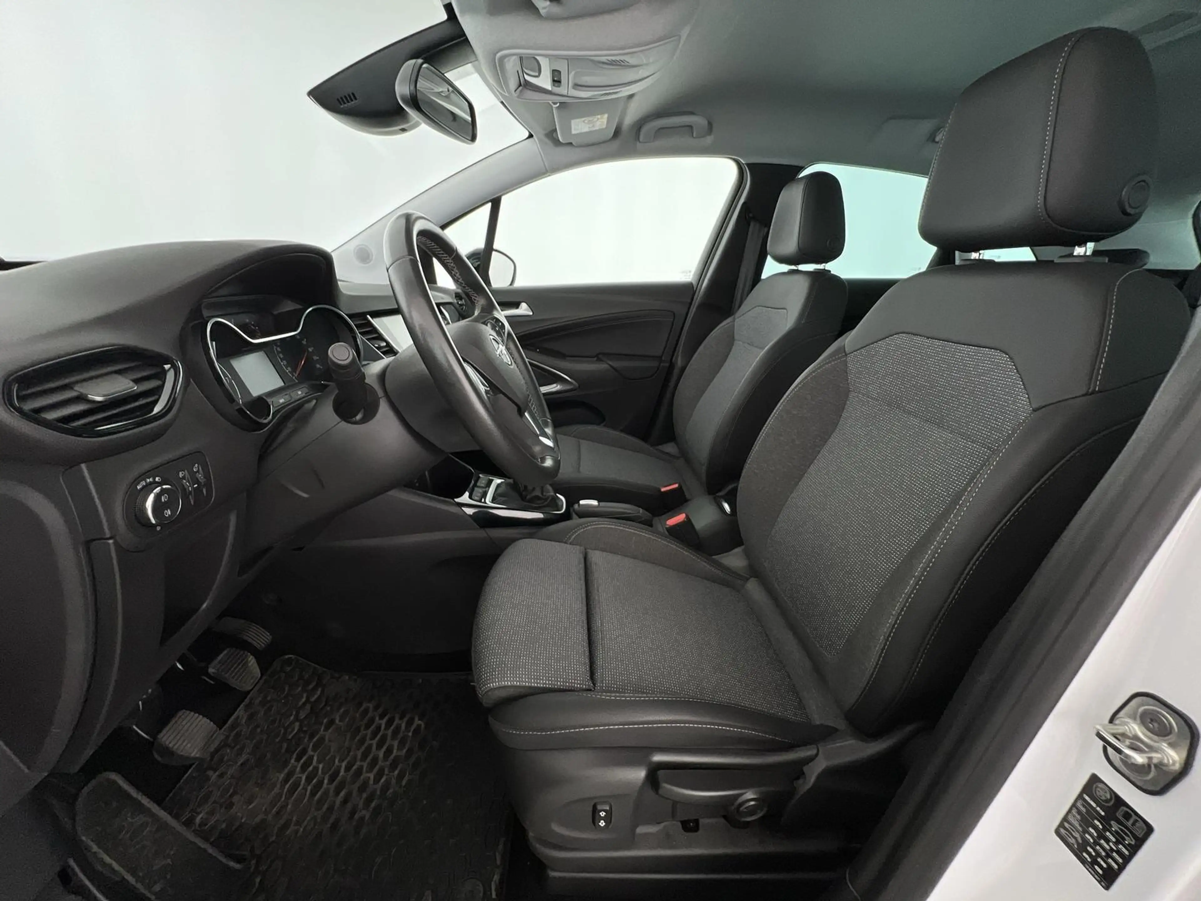Opel Crossland Elegance 1.2*NAVI*RFK*PDC*uvm — photo 8