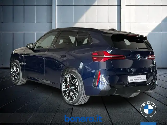 BMW X3 view 8