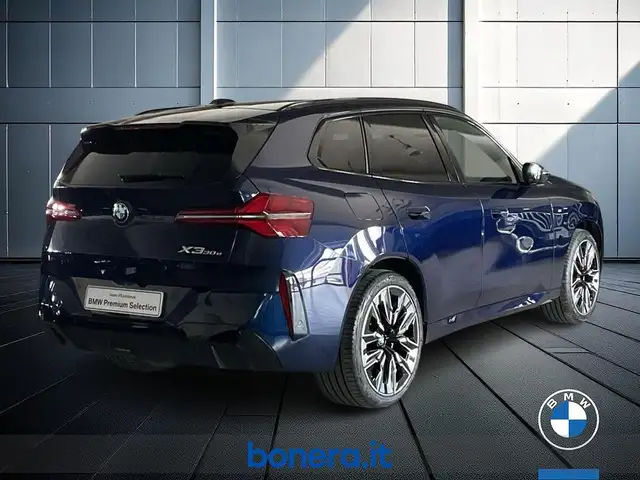 BMW X3 view 6