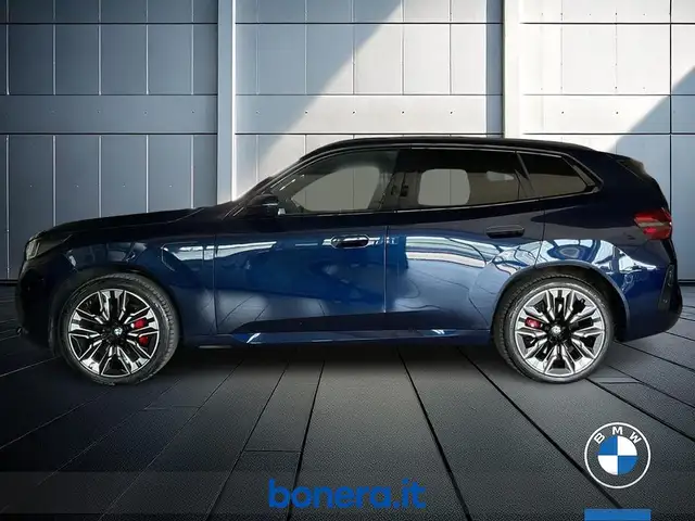 BMW X3 view 9