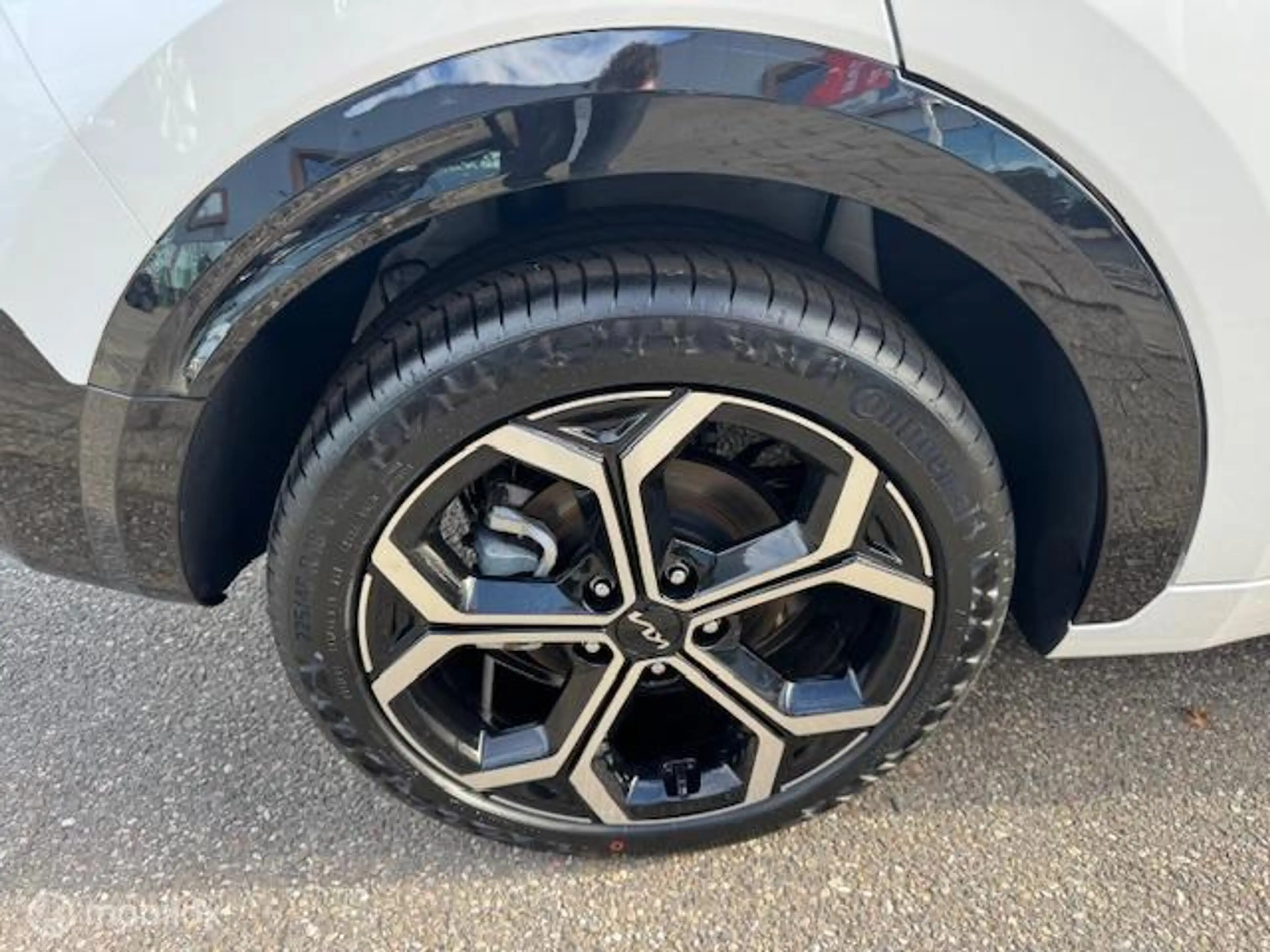 Kia Niro 1.6 GDi PHEV Dynamic Edition — photo 6