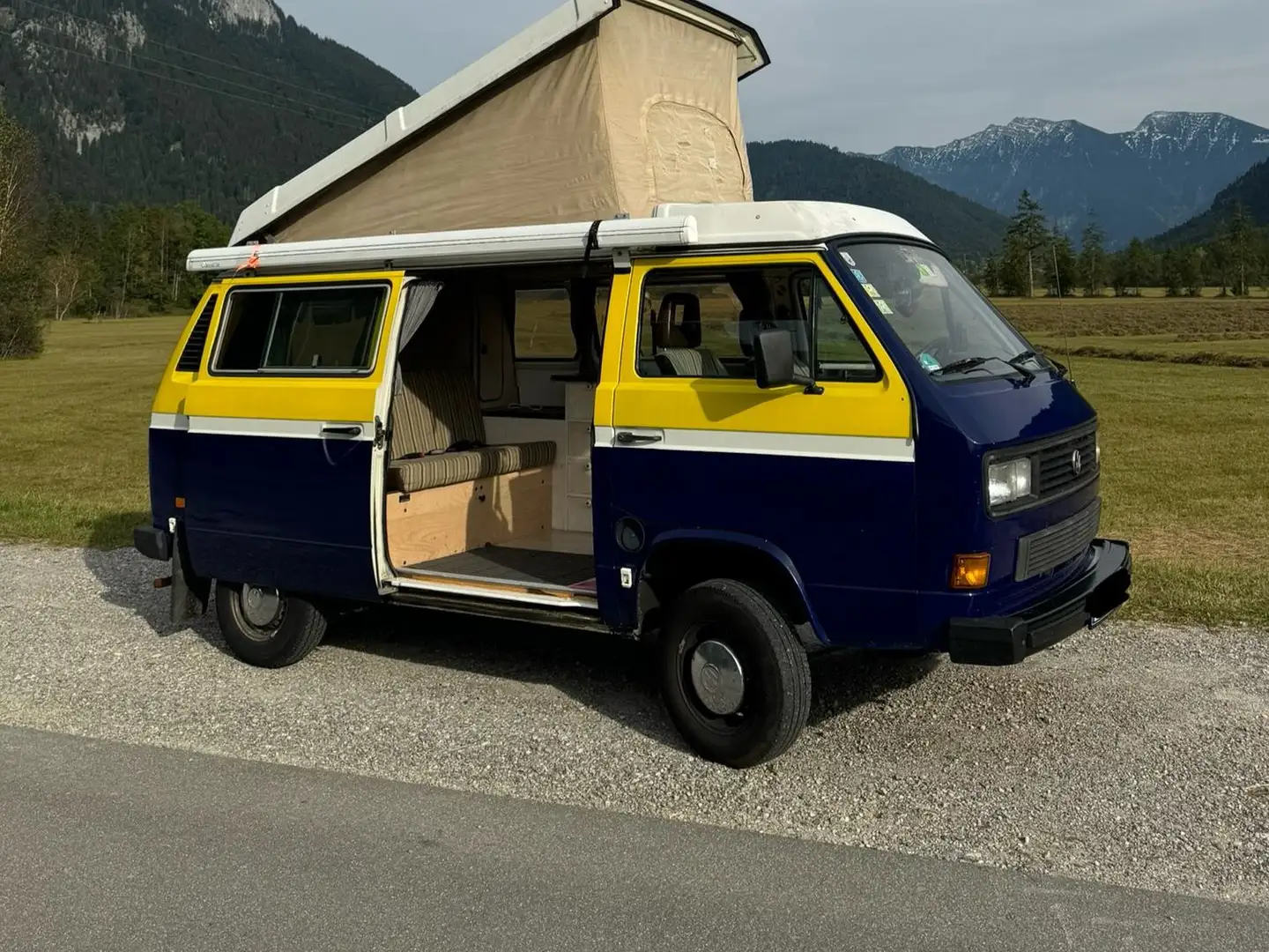 Volkswagen T3 Vagon Modrá - 1