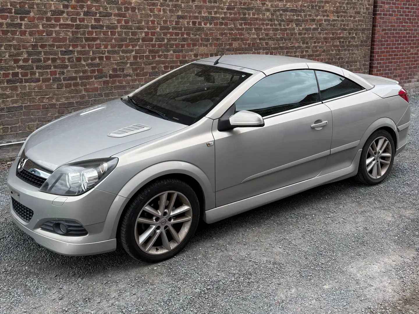 Opel Astra Twin Top 1.6 Edition - 1