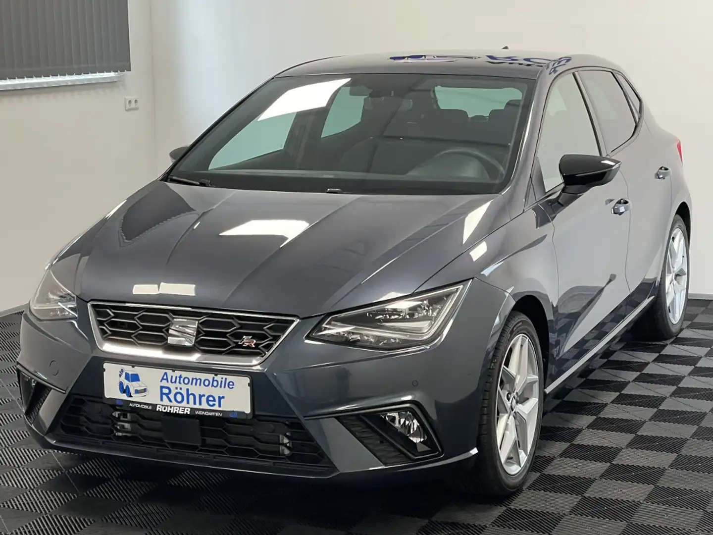 SEAT Ibiza 1.5 TSI DSG FR 1.Hand Carplay LED PDC Grau - 2