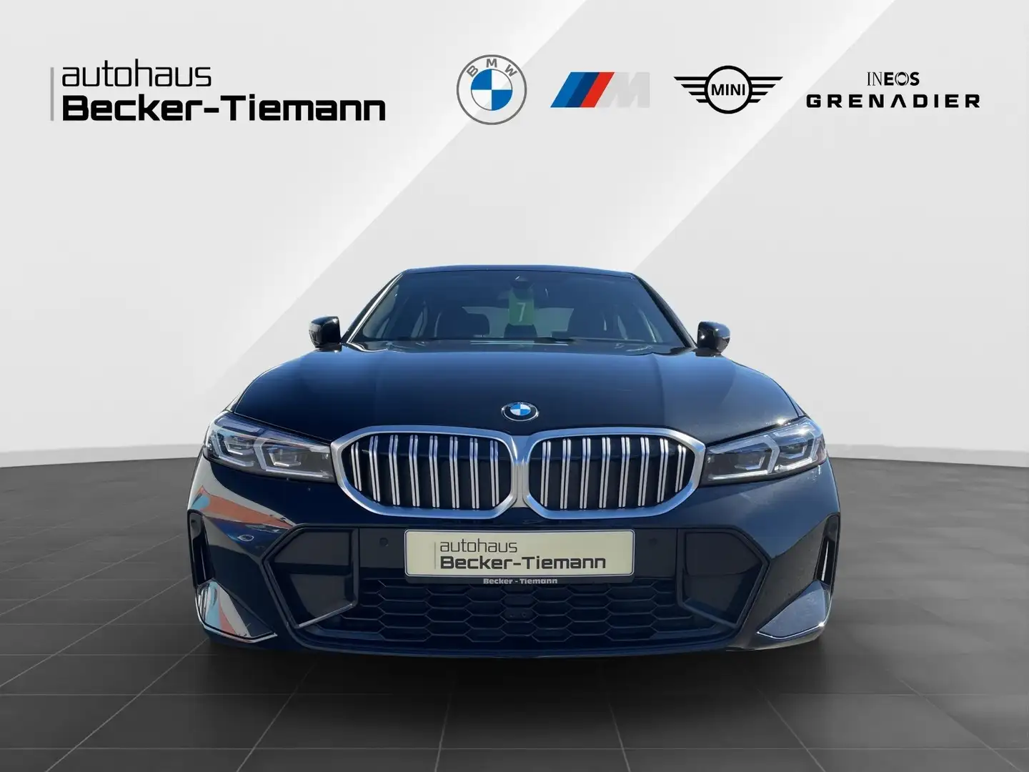 BMW 330 d SAG M Sport/LivePro/Head-Up/Glasdach/Driving/Par Negro - 2