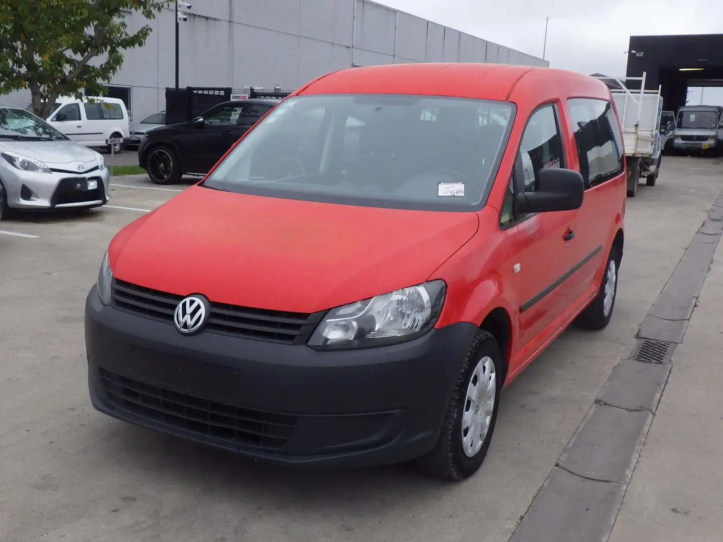 Volkswagen Caddy (Stock ID 52613) Rot - 1