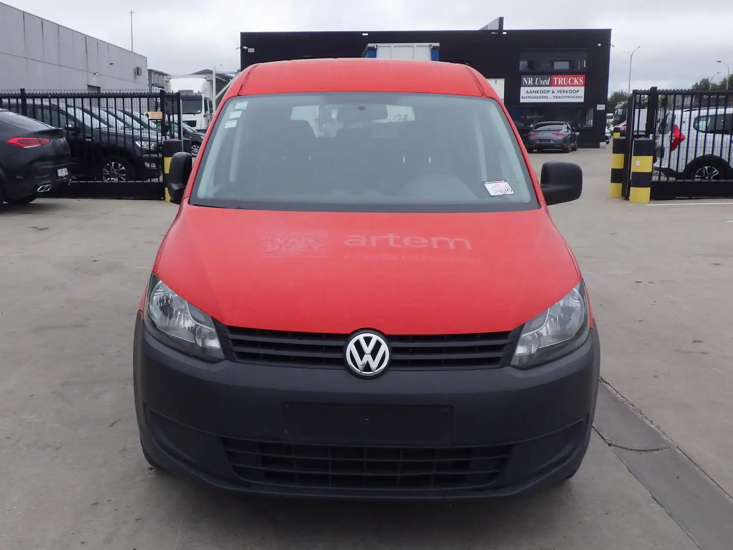 Volkswagen Caddy (Stock ID 52613) Rot - 2