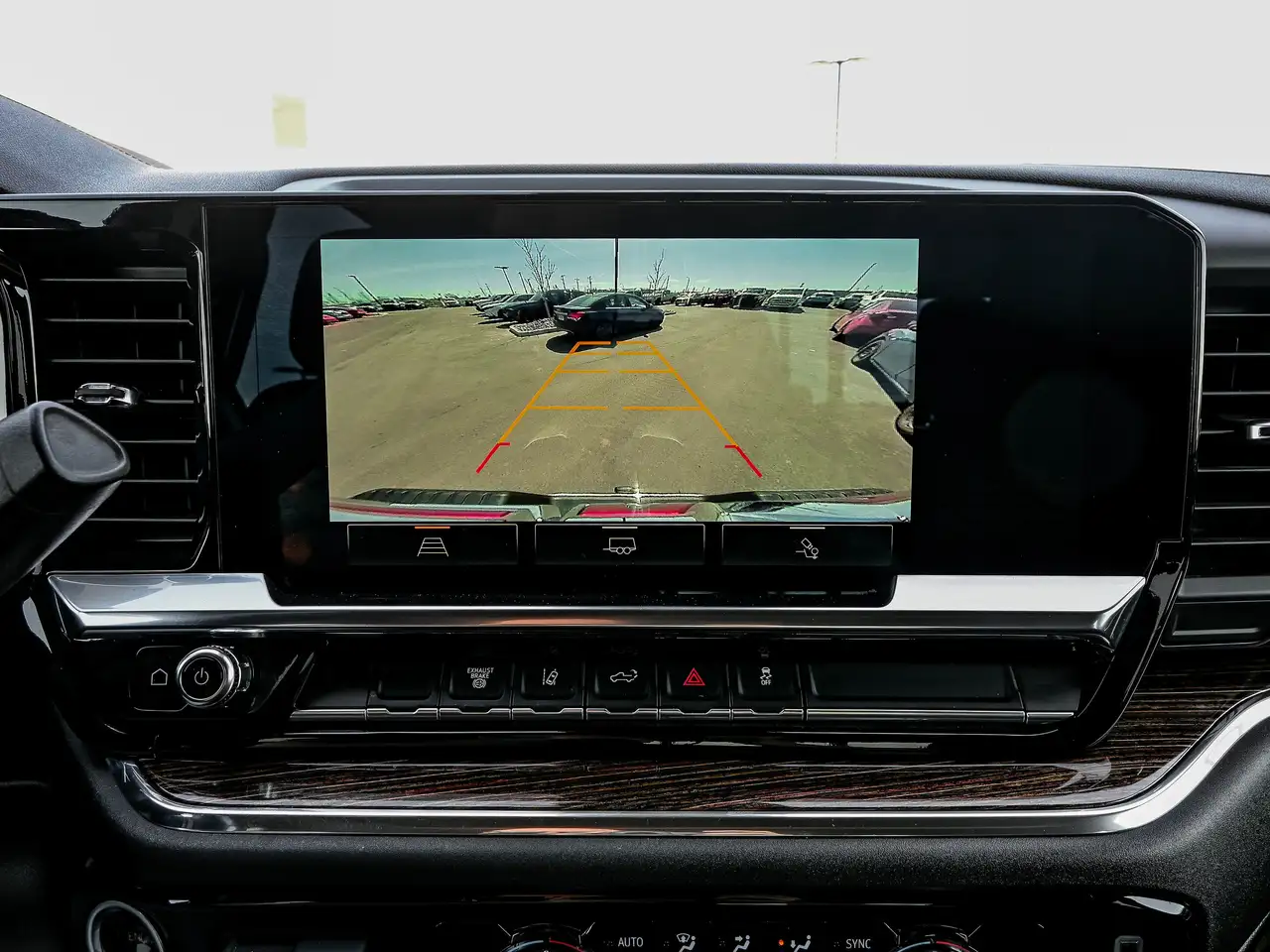 GMC Sierra 2500HD снимка GMC Sierra 2500HD