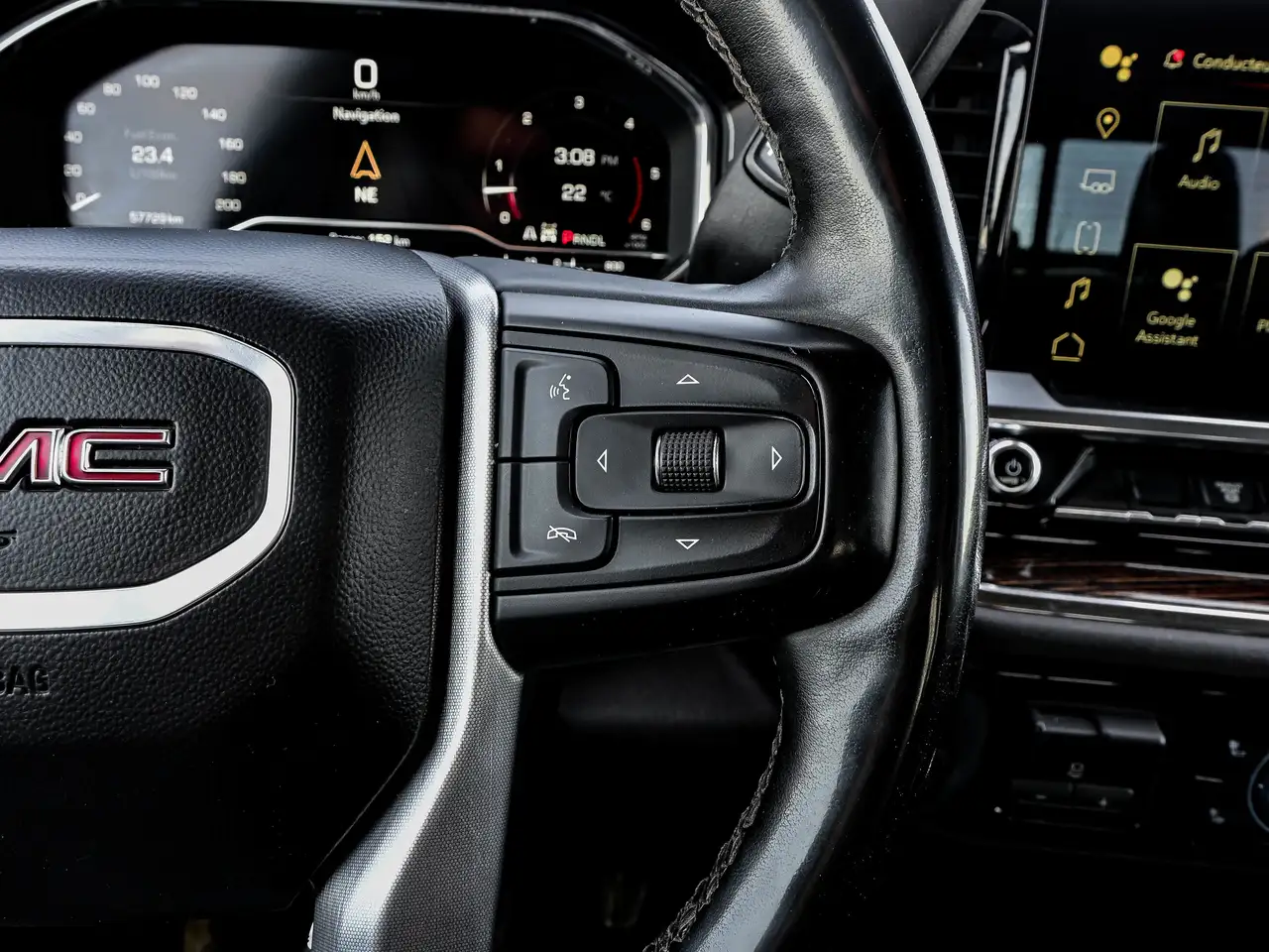 GMC Sierra 2500HD снимка GMC Sierra 2500HD